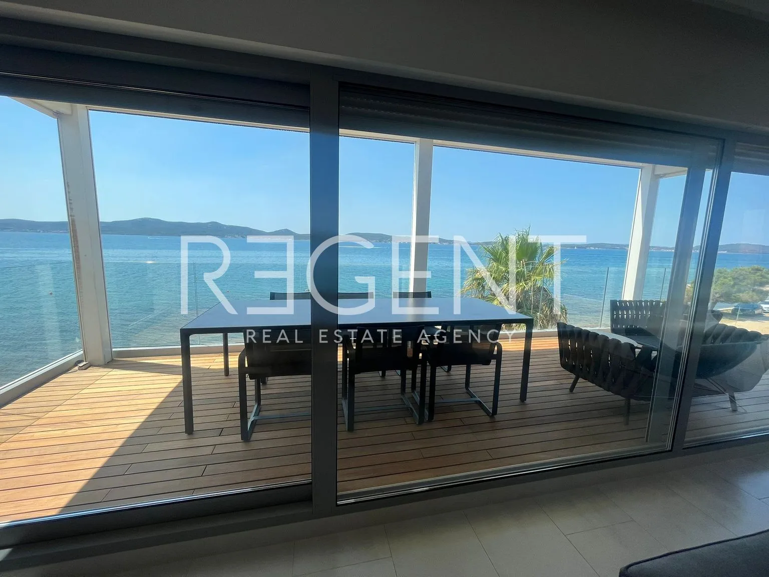 zadar, sukošan - luksuzan penthouse prvi red do mora - slika 28
