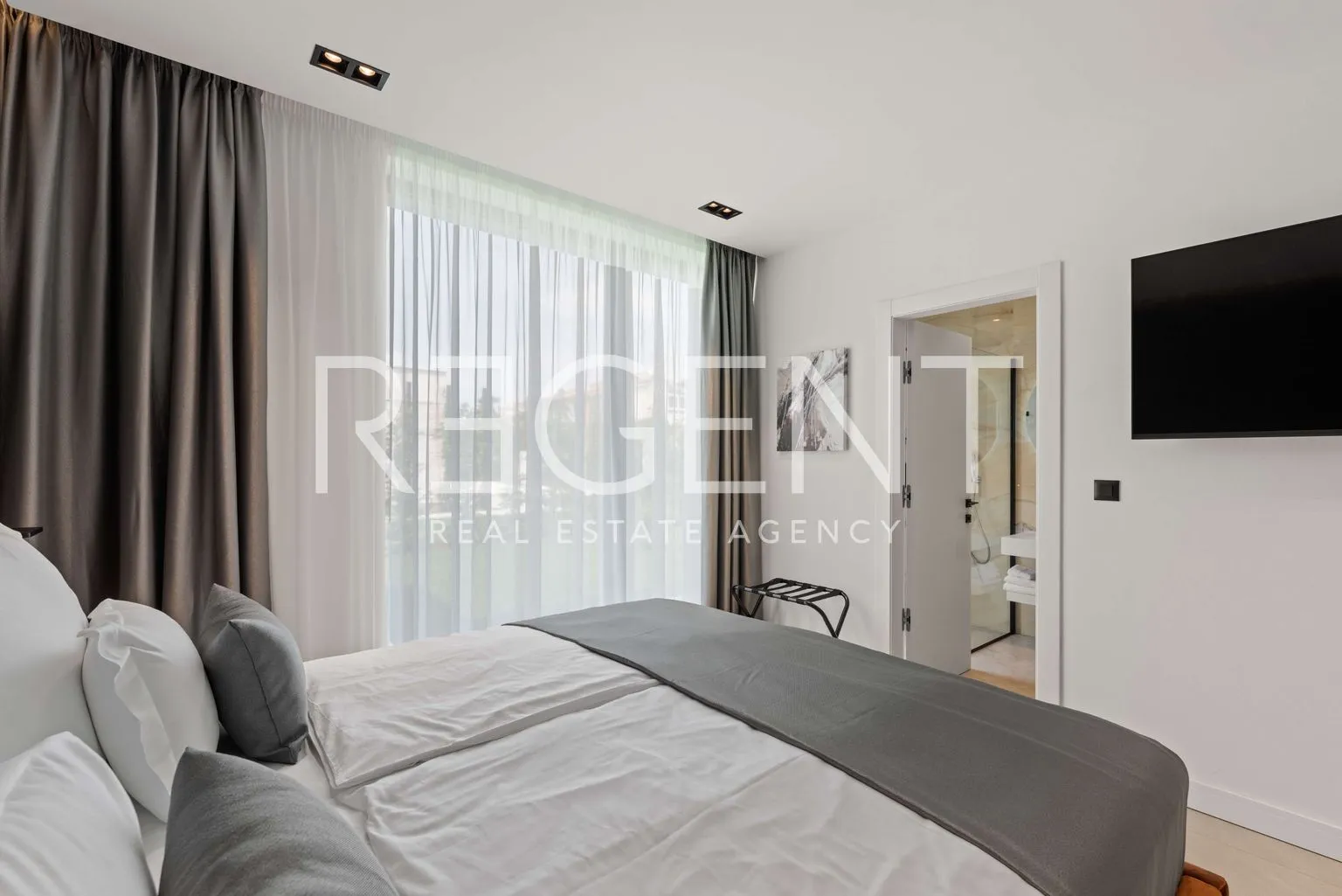 istra, poreč – dizajnerska vila s pogledom na more 310 m2 - slika 20