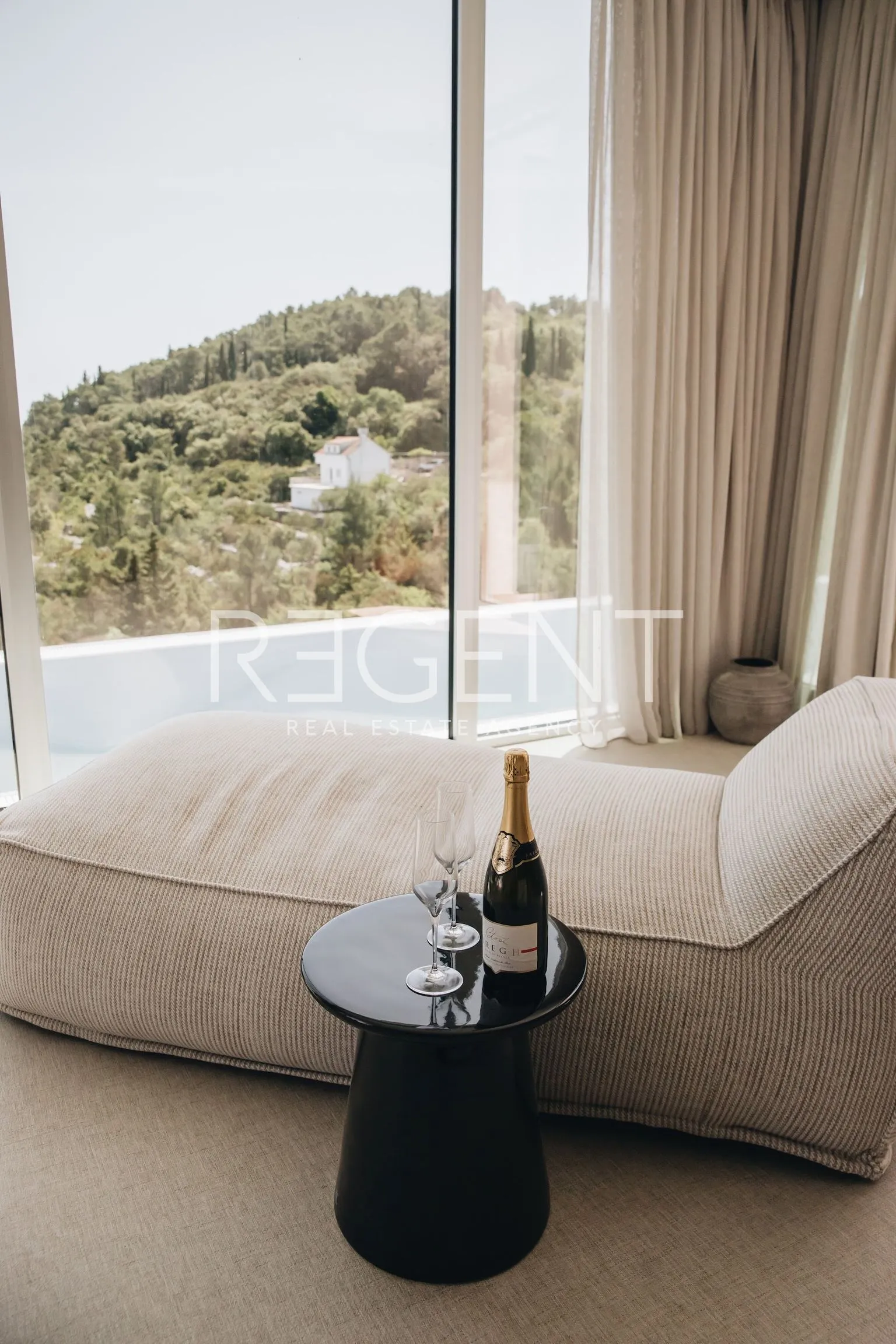 korčula, žrnovo - luksuzna obiteljska vila 360 m2 - slika 30