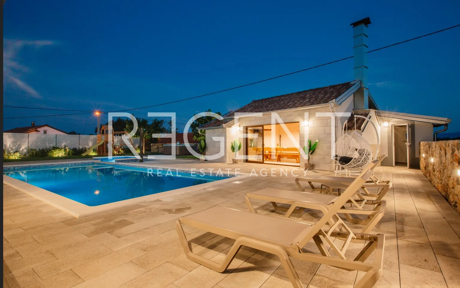 imotski, proložac - moderno uređena vila 277 m2 na parceli 1360 m2 u mirnom okruženju - slika 5