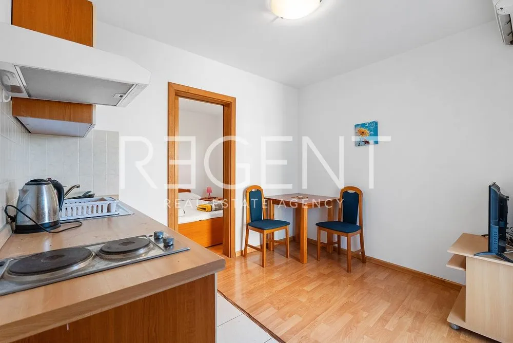 makarska, centar - apartmanska kuća u blizini centra bruto površine 186 m2 - slika 23