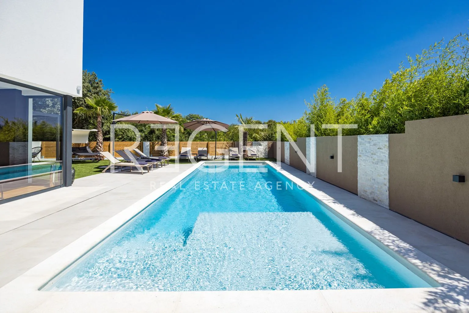 istra, medulin - prekrasna moderna vila 220 m2 - slika 20