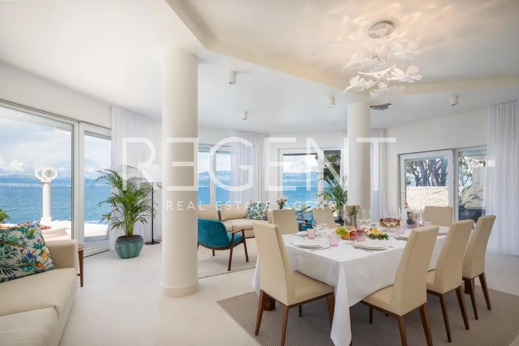 brač - moderna vila prvi red uz more - slika 34
