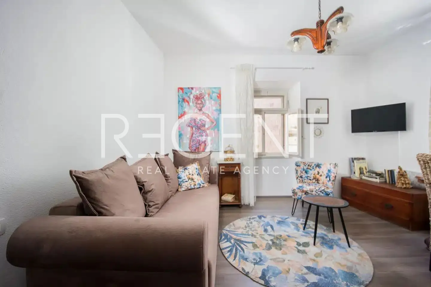 trogir, centar- kamena kuća 174 m2 - slika 15