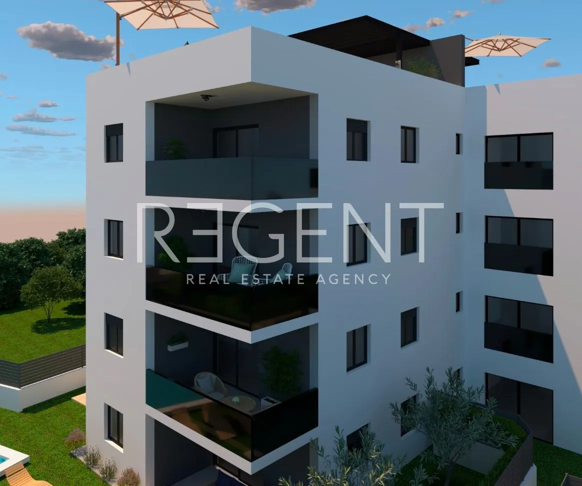 trogir, okrug gornji – dvosoban penthouse s krovnom terasom 77 m2 novogradnja - slika 2