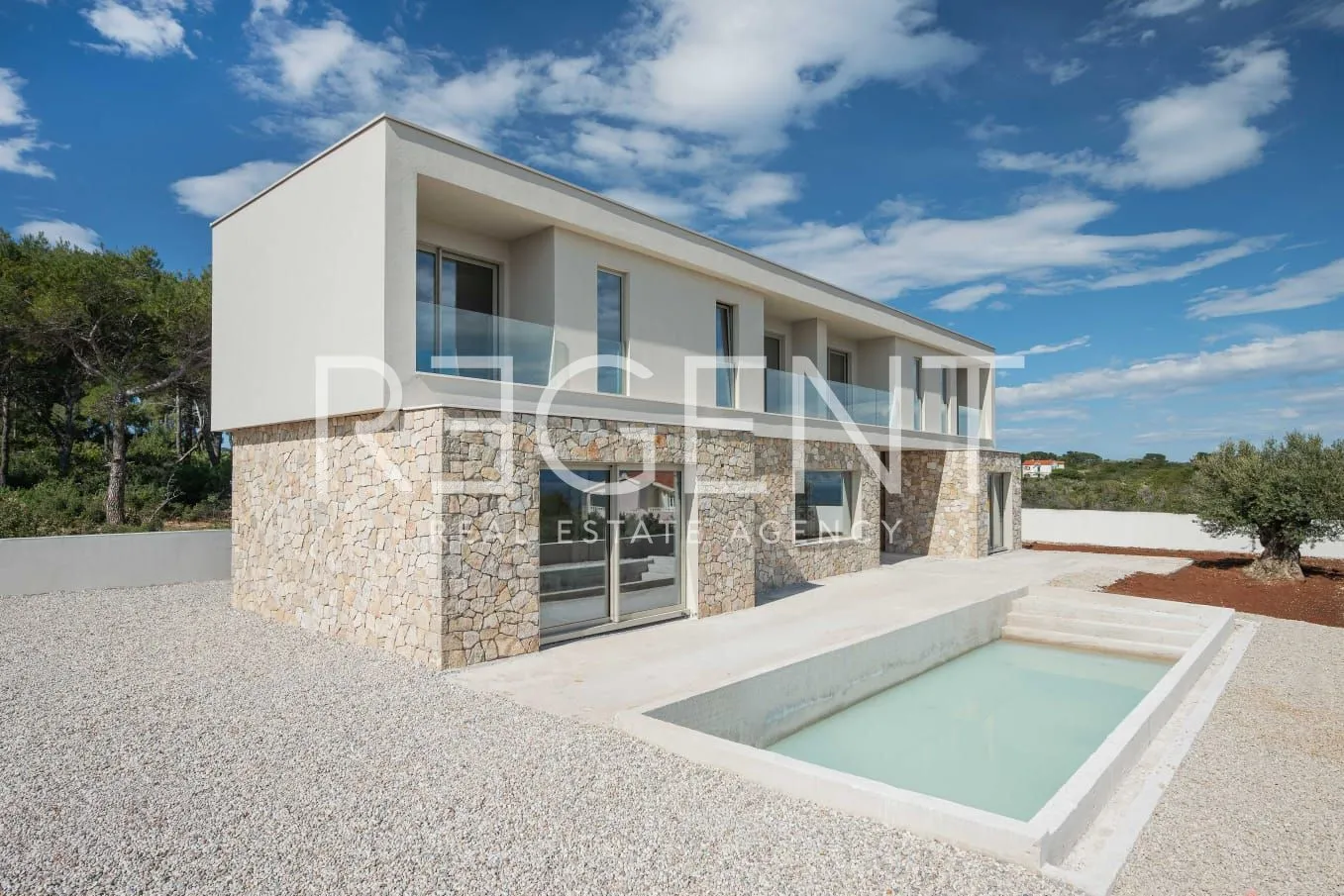 šolta - moderna vila s bazenom - slika 5