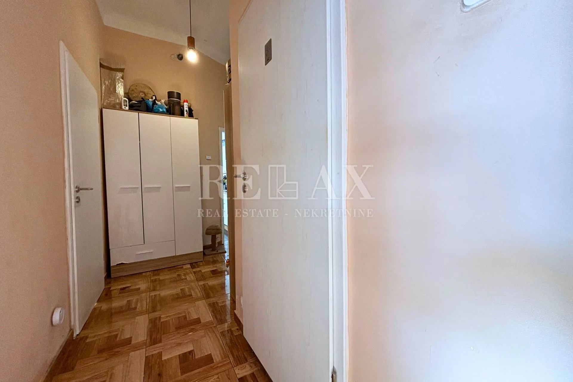 rijeka - stan u centru grada, pogled na more - slika 17