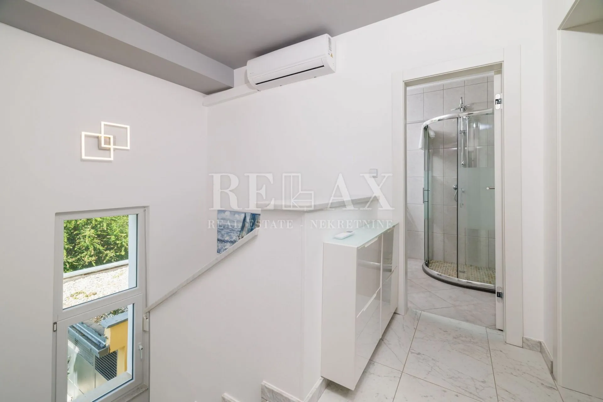 crikvenica - elegantna vila s panoramskim pogledom i bazenom - slika 42