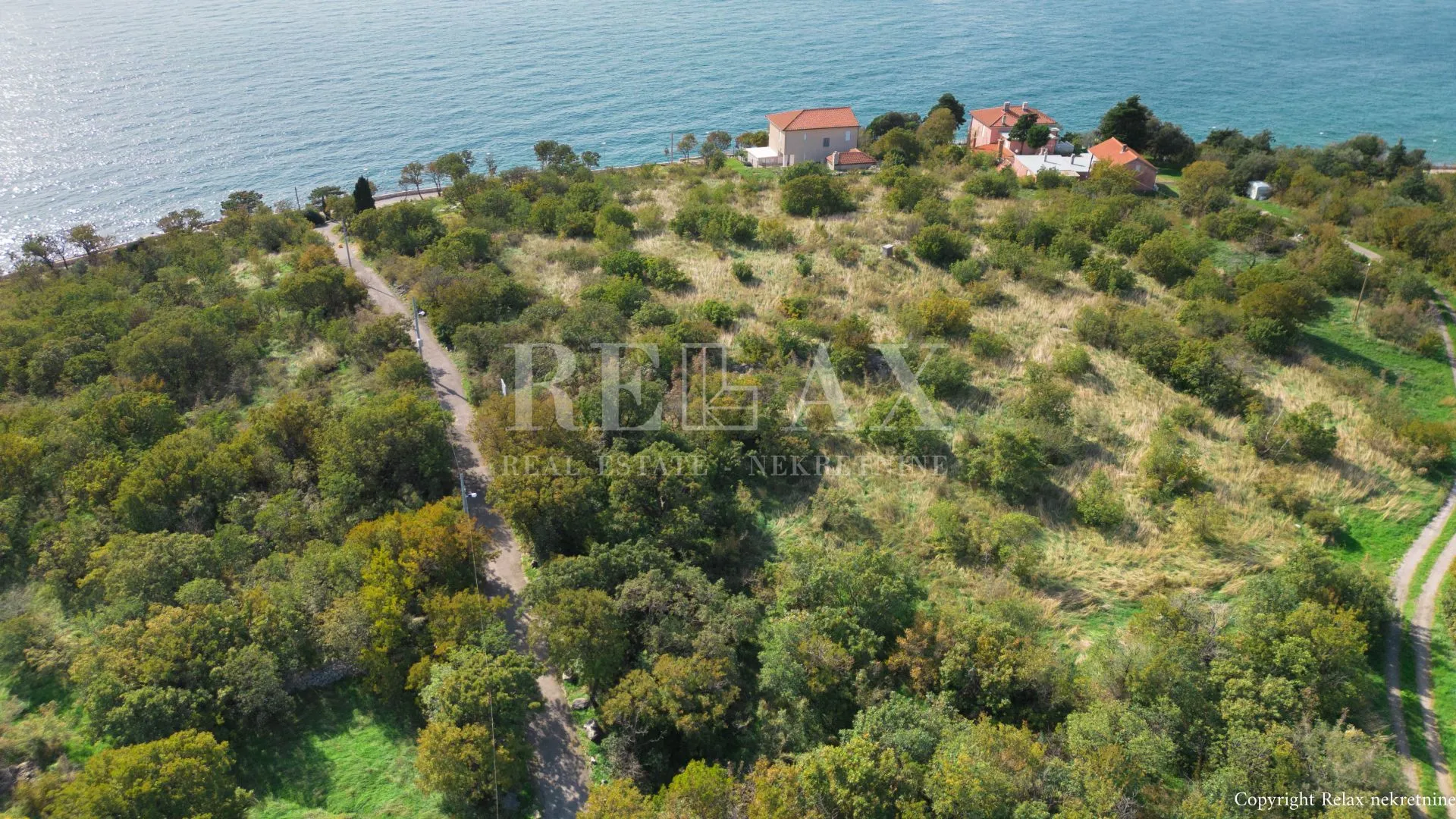 novi vinodolski - zemljište prvi red do mora za gradnju hotela - slika 12