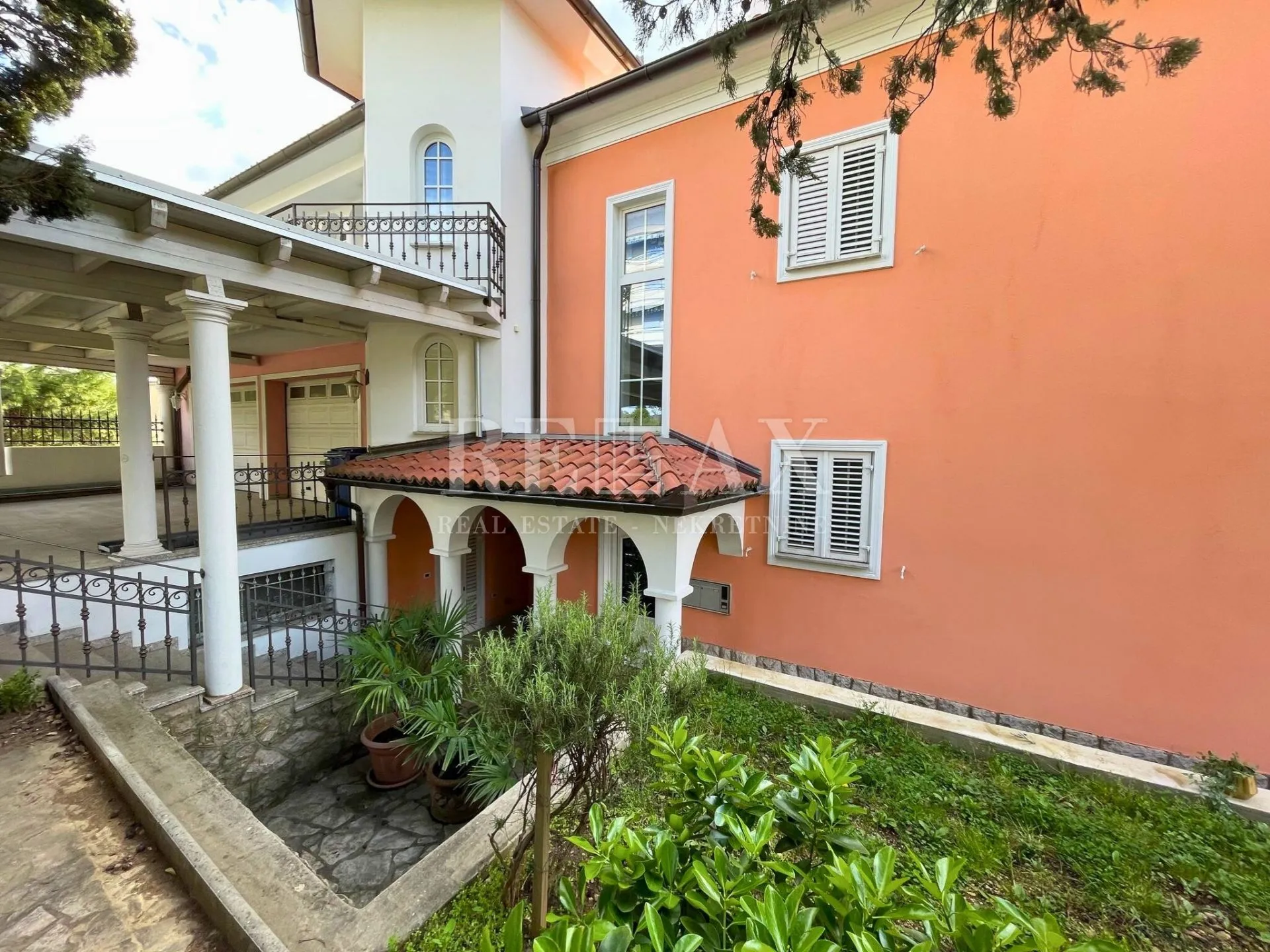 crikvenica - mediteranska vila s vrtom i gostinjskom kućom - slika 38