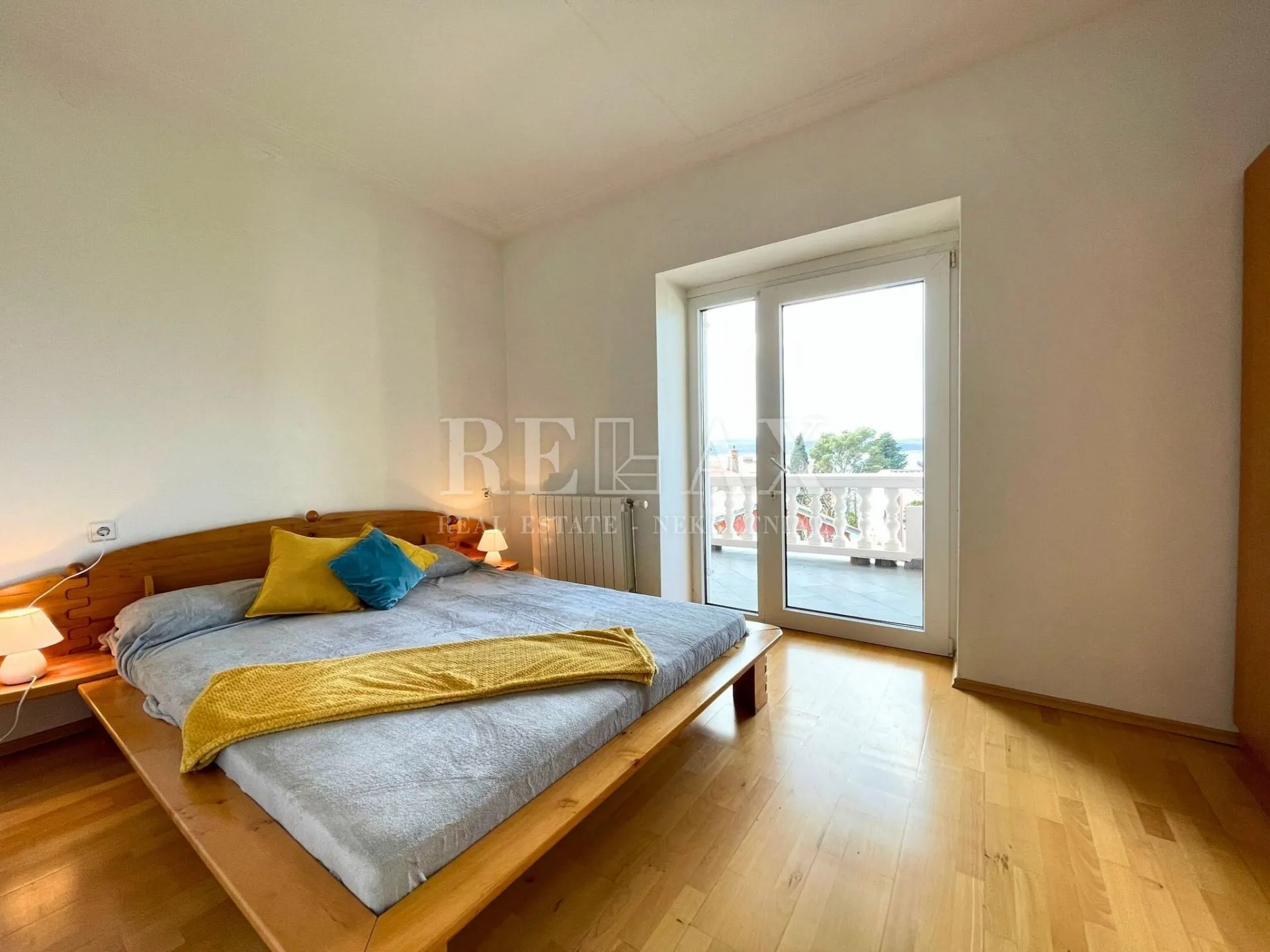 crikvenica - mediteranska vila s vrtom i gostinjskom kućom - slika 10