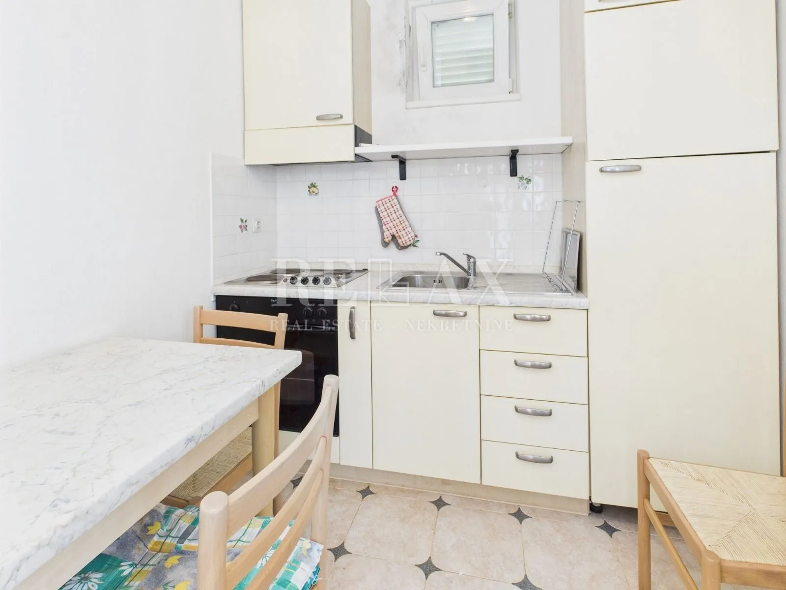 crikvenica – dio kuće s tri apartmana - slika 14