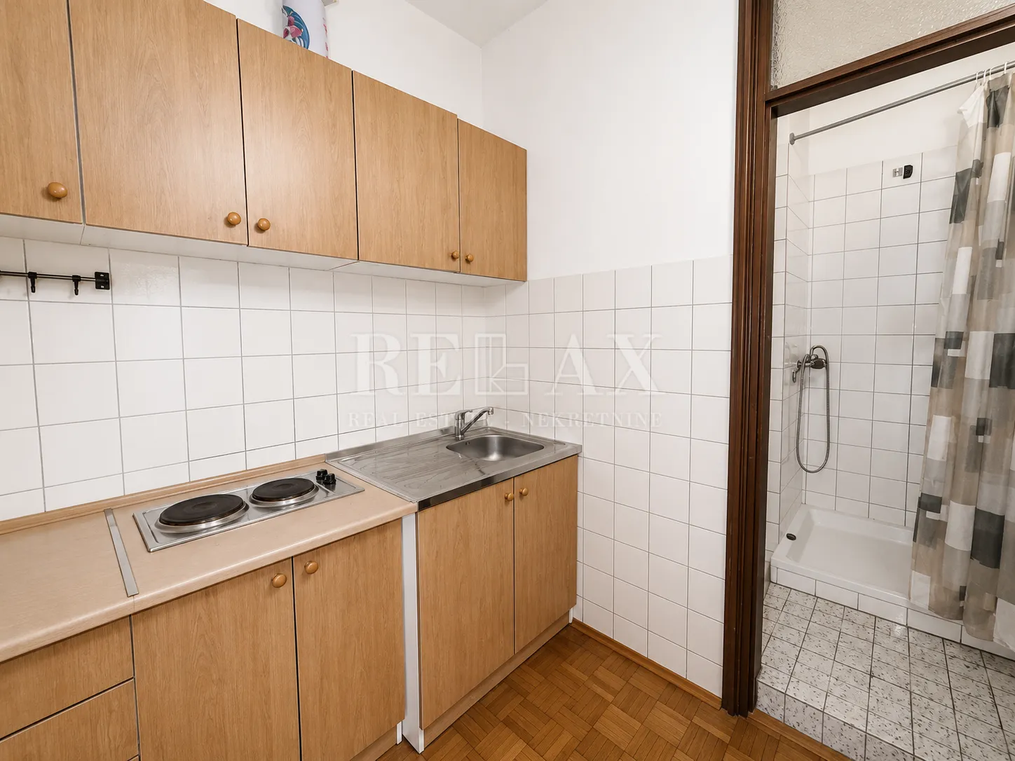 crikvenica - apartmanska kuća na odličnoj lokaciji - slika 9