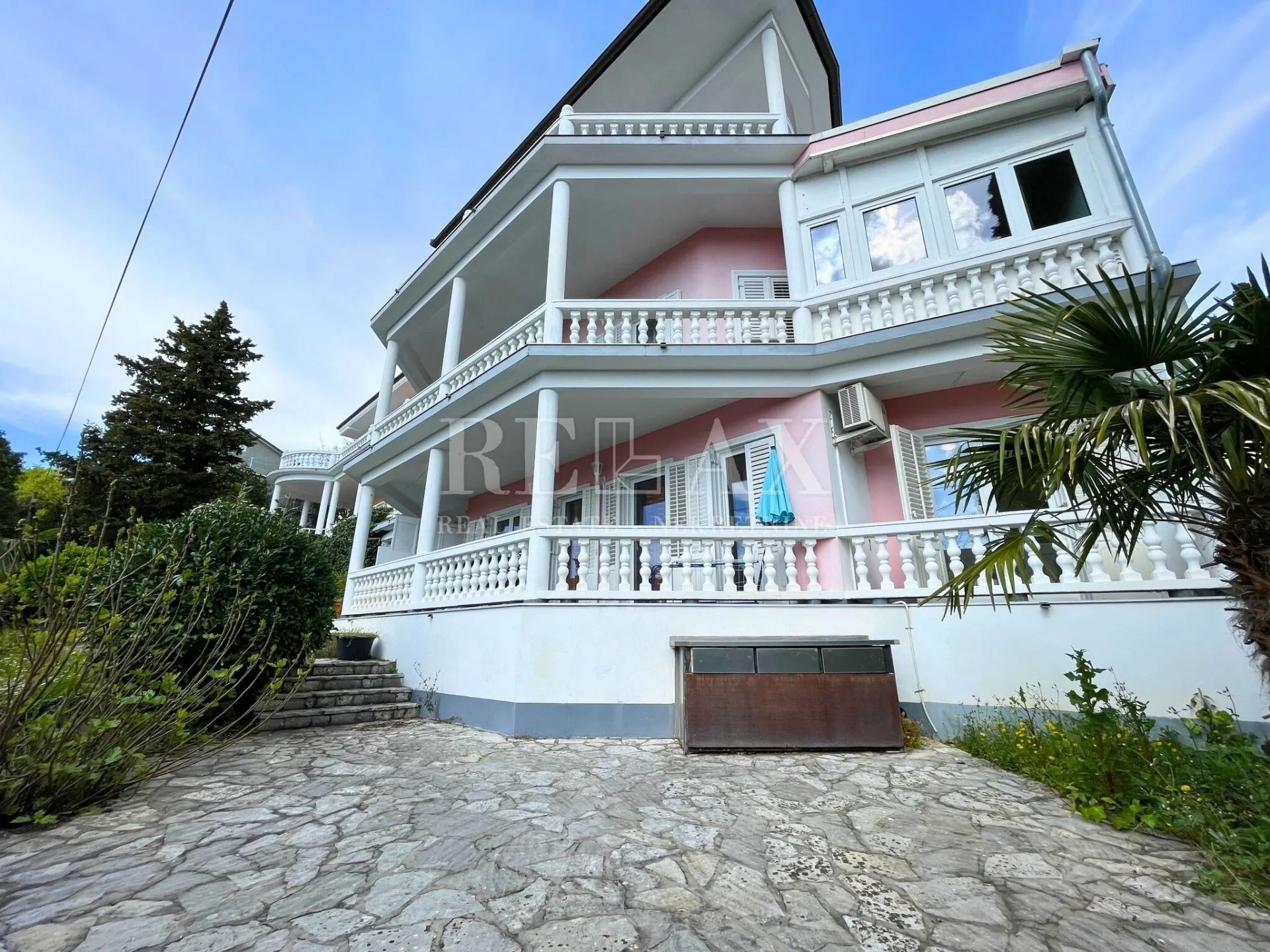 crikvenica - mediteranska vila s vrtom i gostinjskom kućom - slika 30