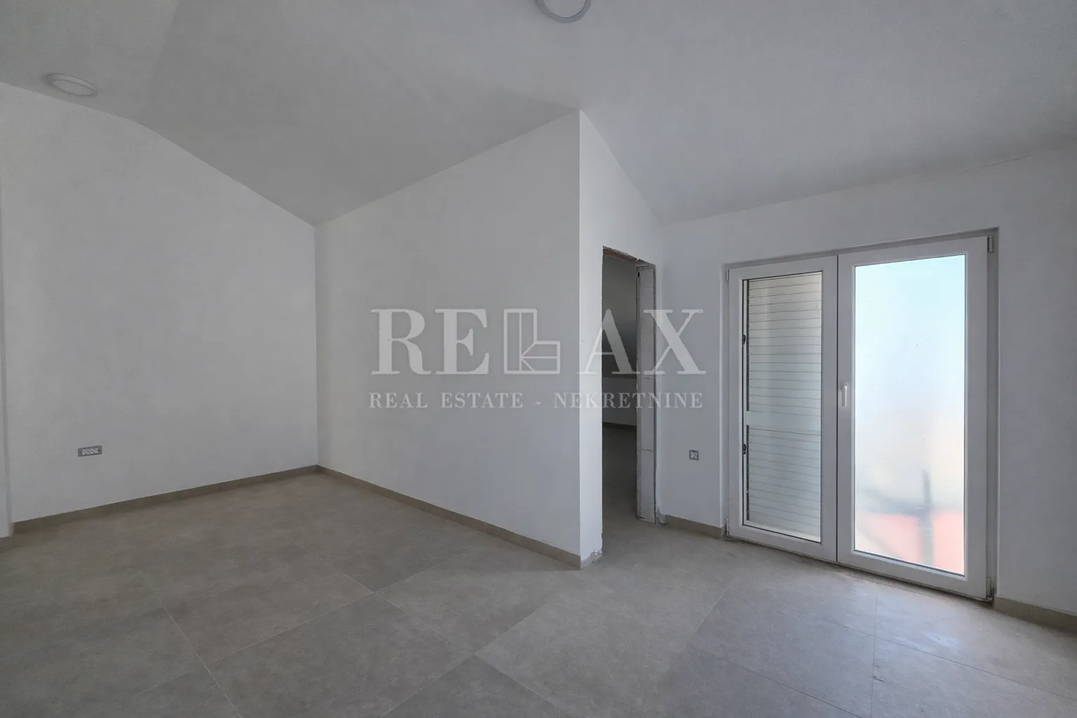 crikvenica - jednosobni stan s terasom, 57,63 m2 - slika 2