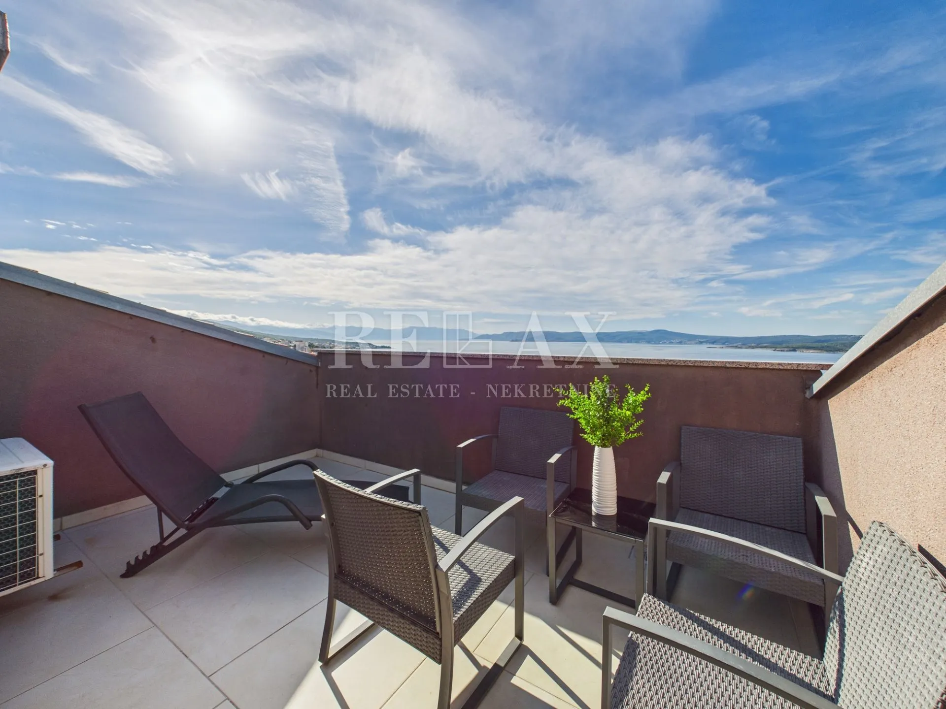 crikvenica - dvoetažni stan 104 m2 s pogledom na more - slika 9