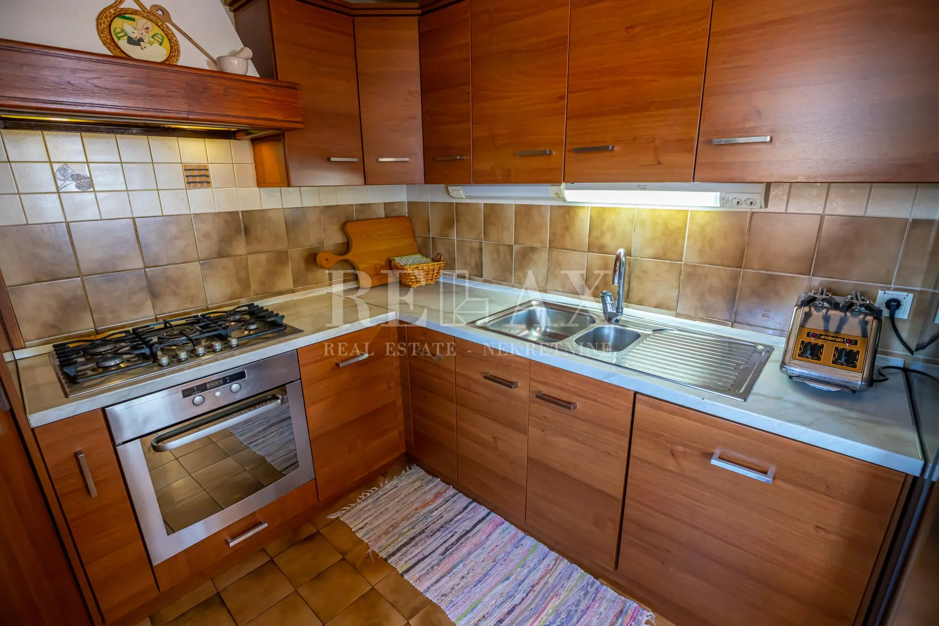 crikvenica - kuća s restoranom na top lokaciji - slika 41