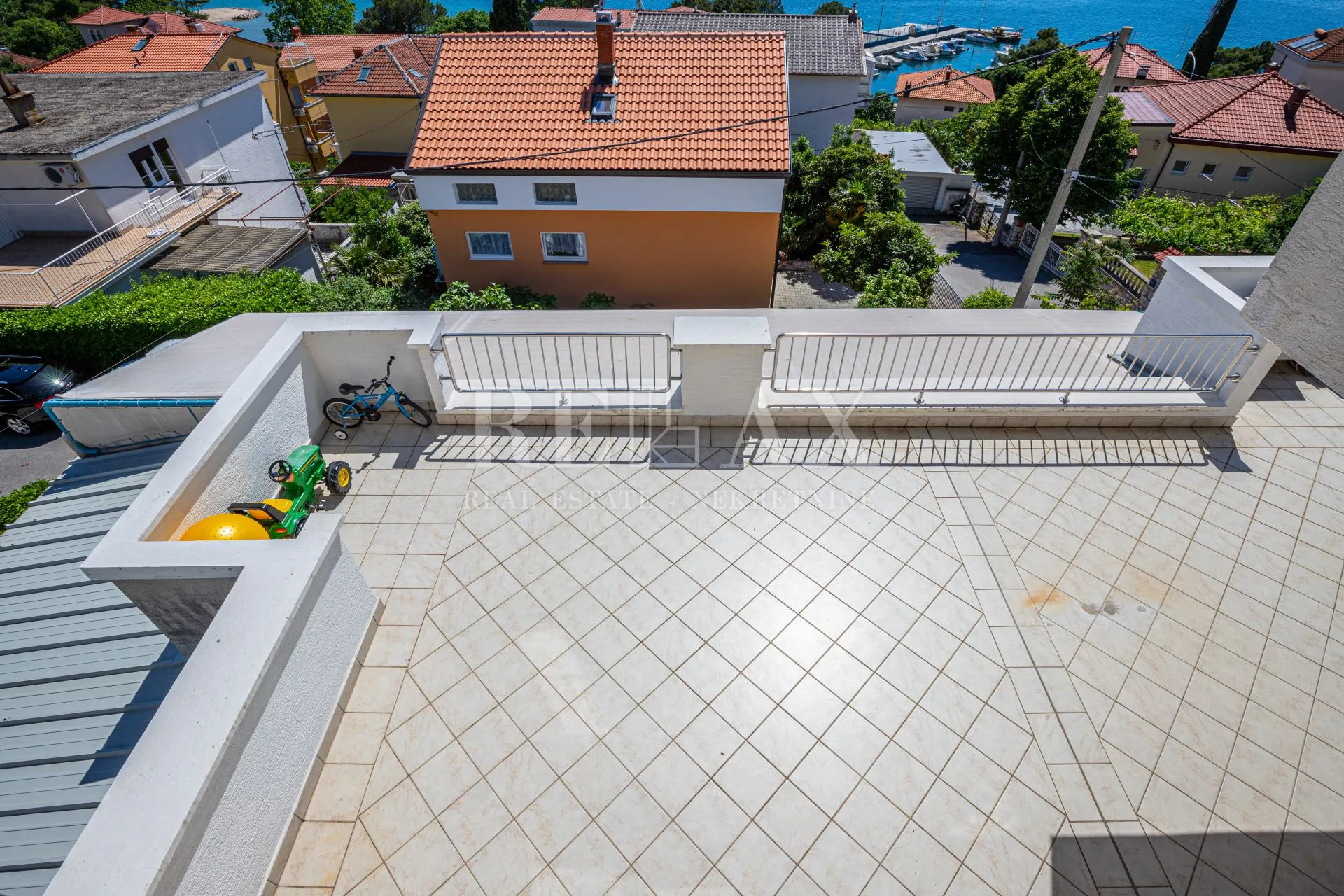 crikvenica - kuća s restoranom na top lokaciji - slika 62