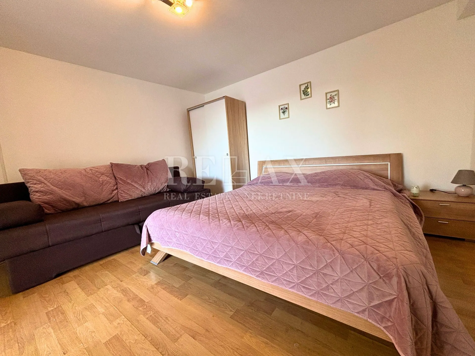 jadranovo - samostojeća kuća s 3 apartmana - slika 13