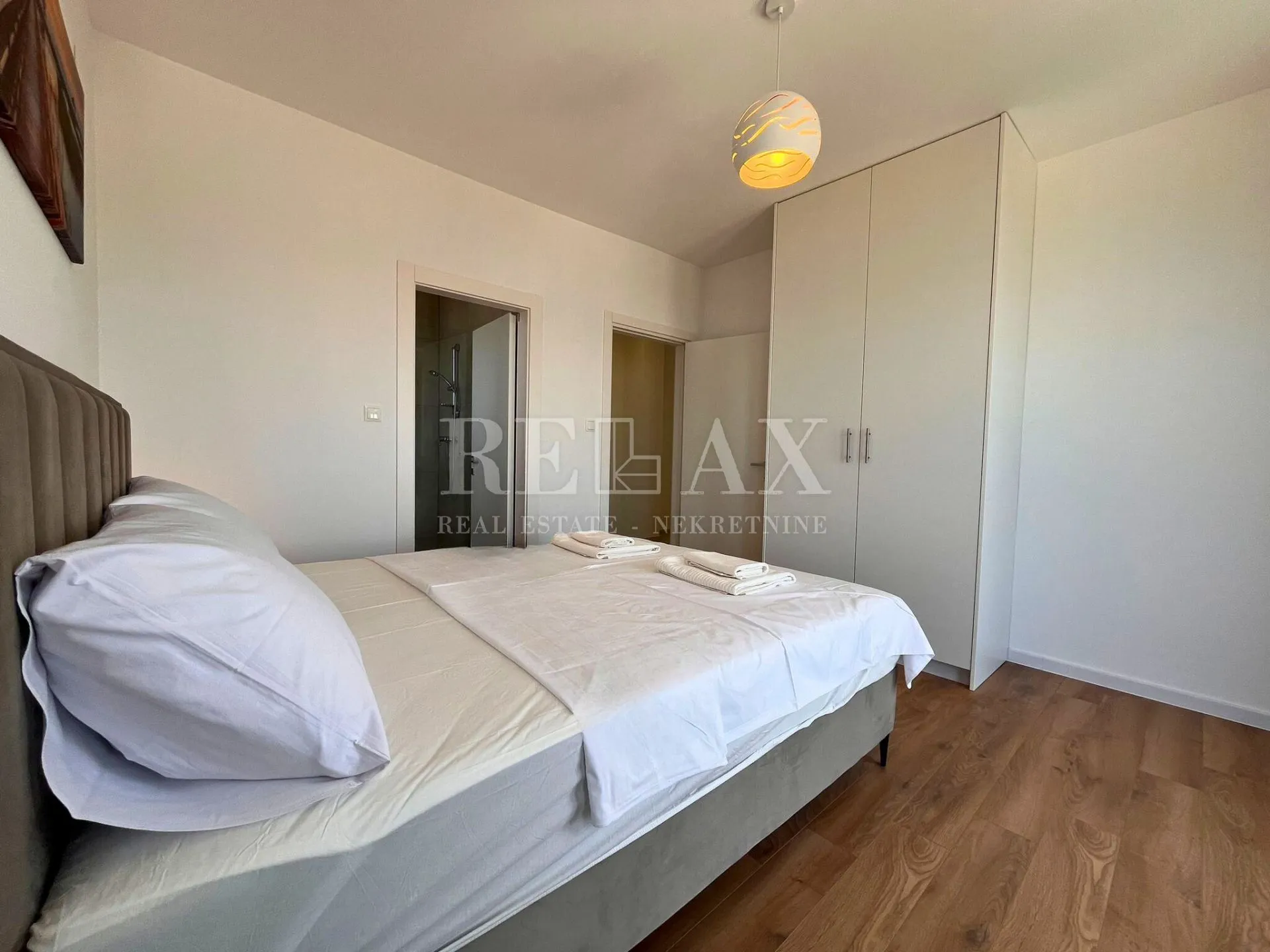 crikvenica - luksuzna vila s bazenom - slika 26