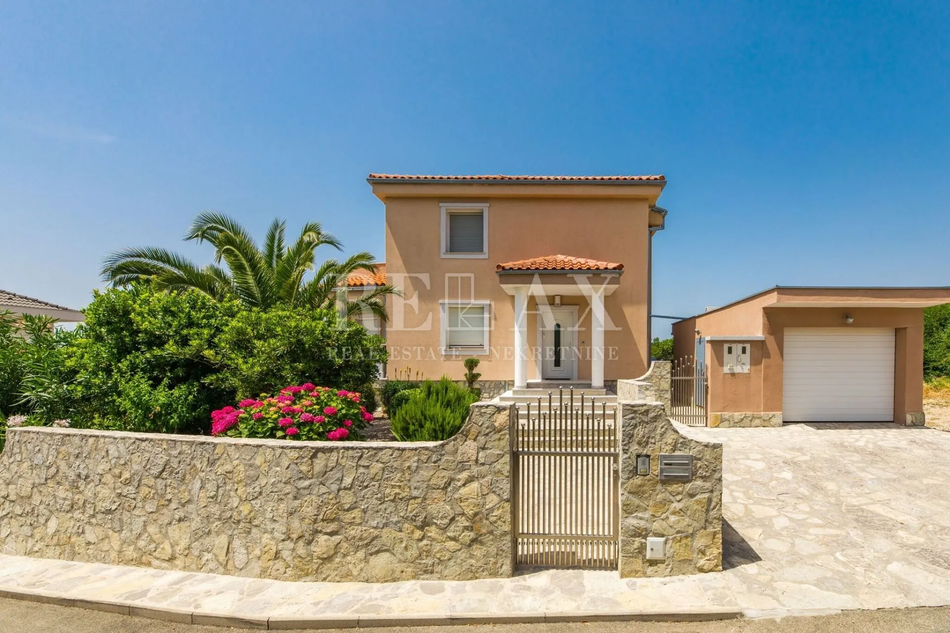 crikvenica - elegantna vila s panoramskim pogledom i bazenom - slika 33