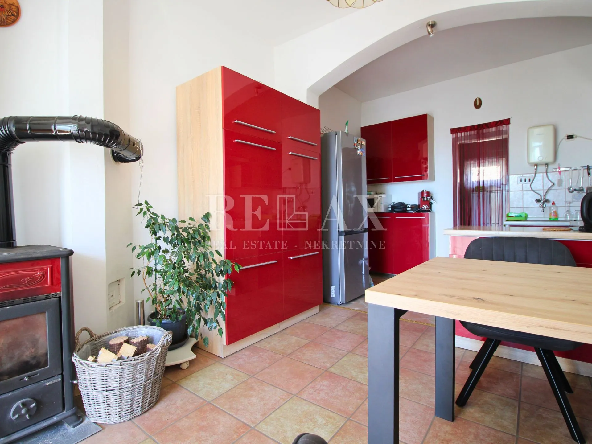 jadranovo - samostojeća kuća s 3 apartmana - slika 32