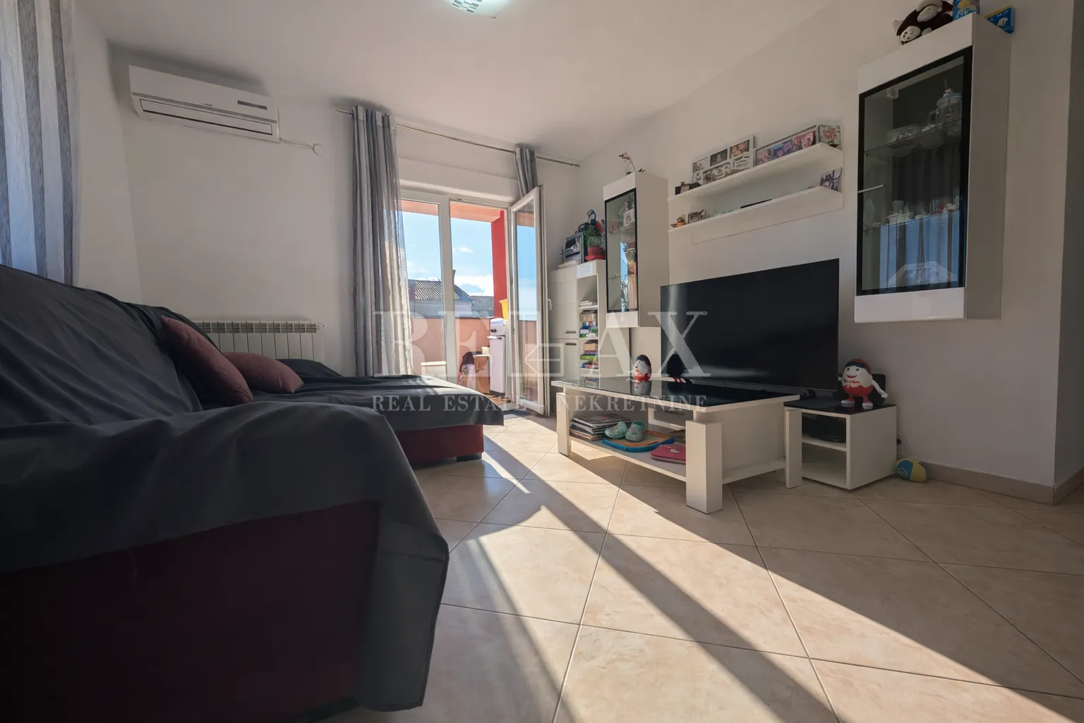 rijeka, dražice - stan 77 m2 u novijoj zgradi - slika 2