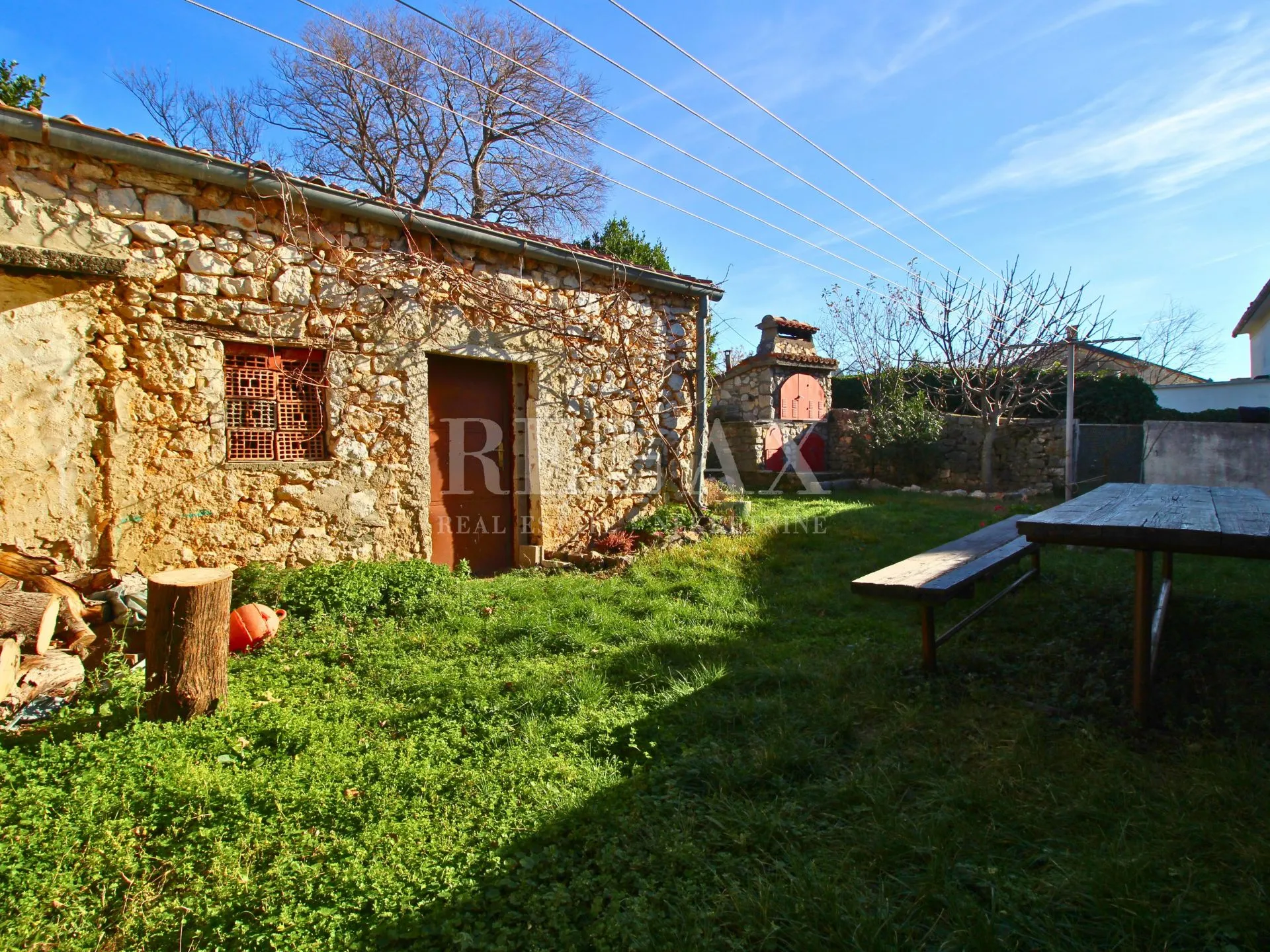 jadranovo - samostojeća kuća s 3 apartmana - slika 6