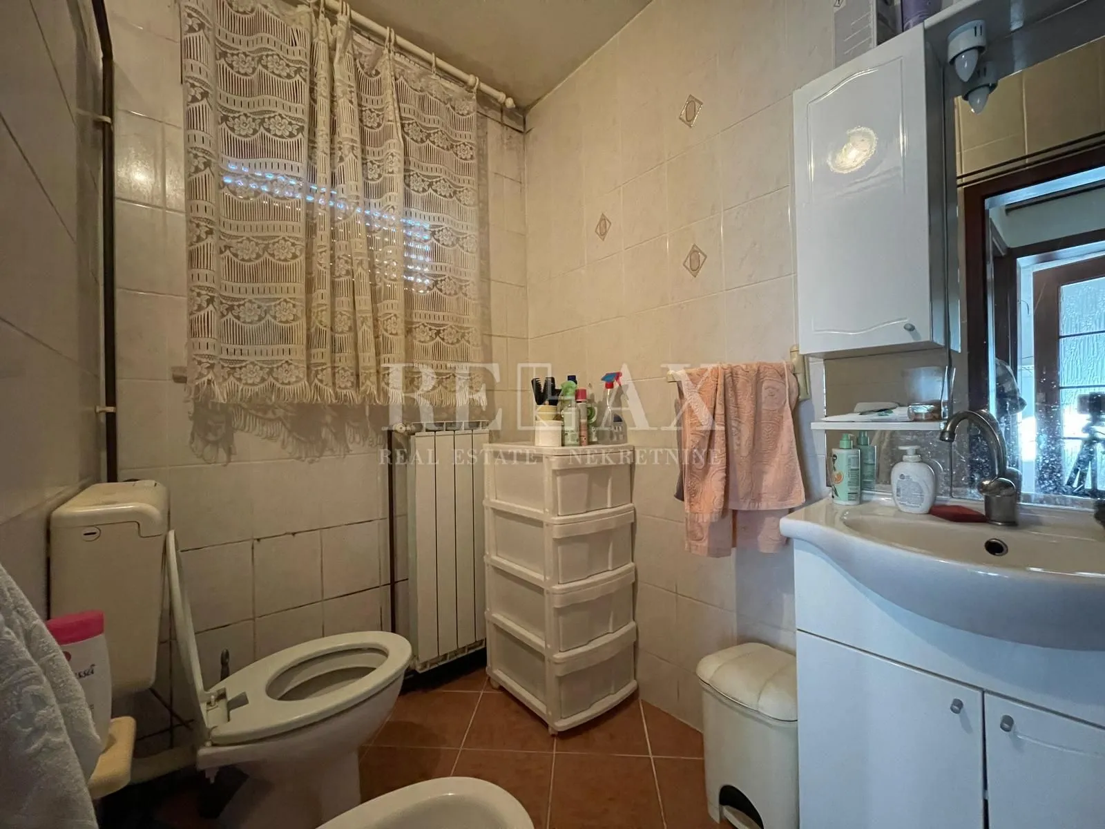 bribir - kuća sa dva stana - slika 6