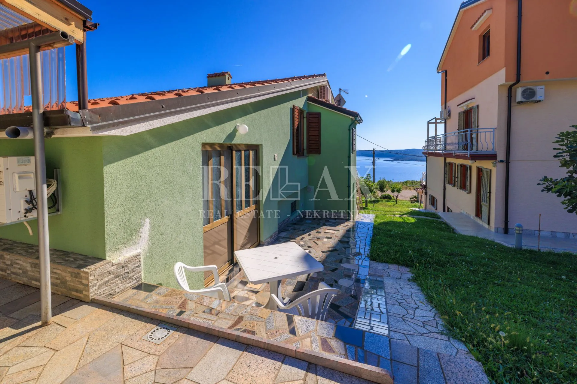crikvenica - prostrano imanje s bazenom - slika 20