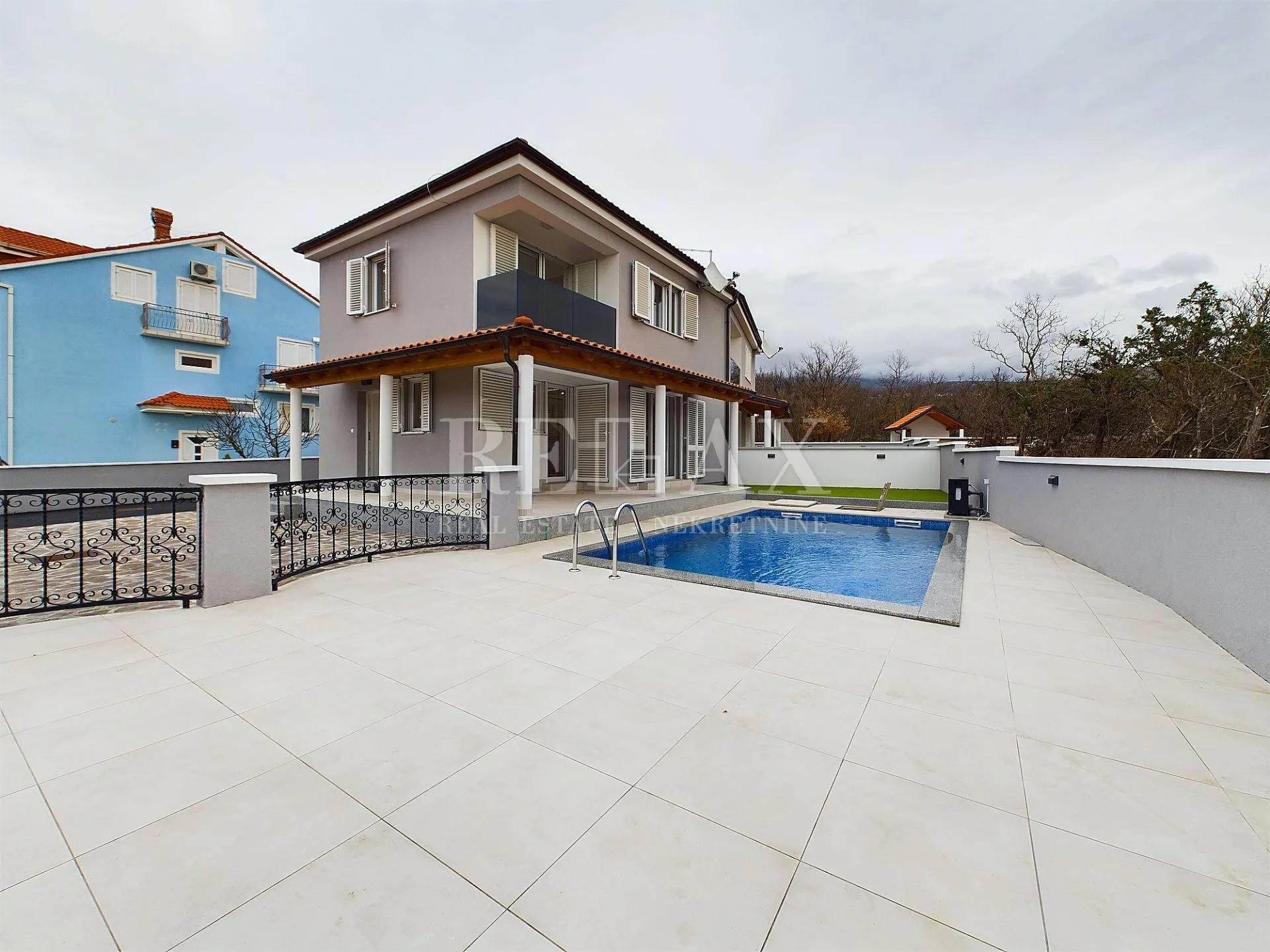 jadranovo - vila s bazenom - slika 28