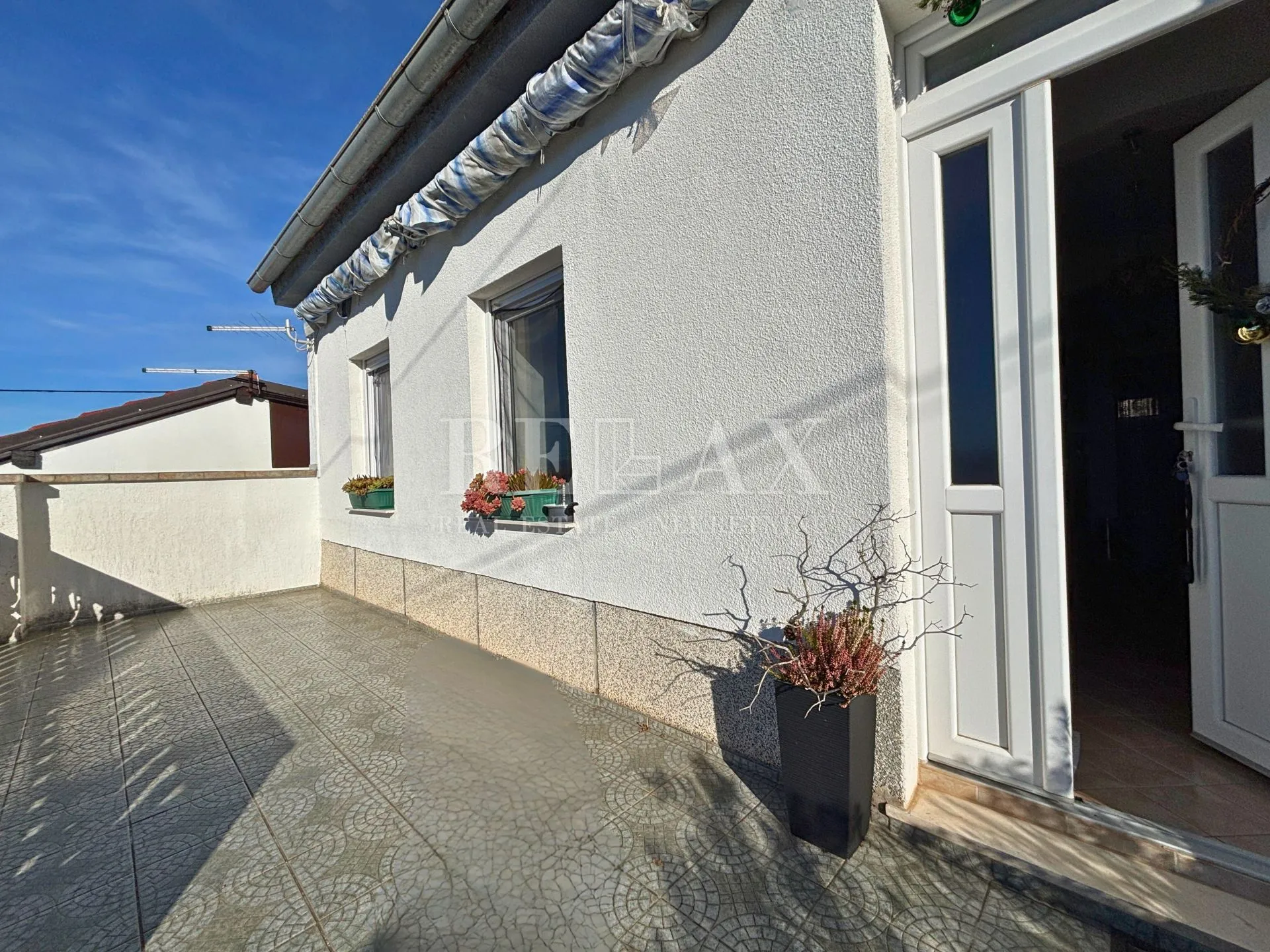 jadranovo - samostojeća kuća s 3 apartmana - slika 44
