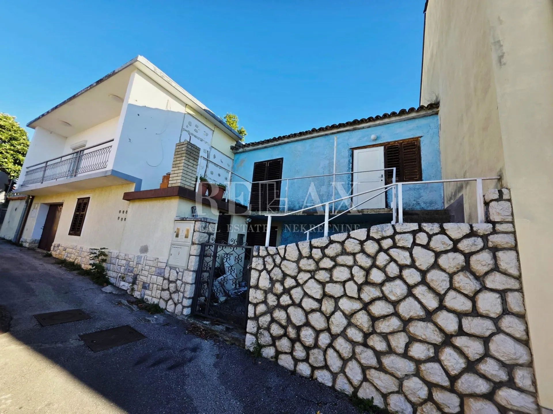 crikvenica - dvije kuće, garaža - slika 17