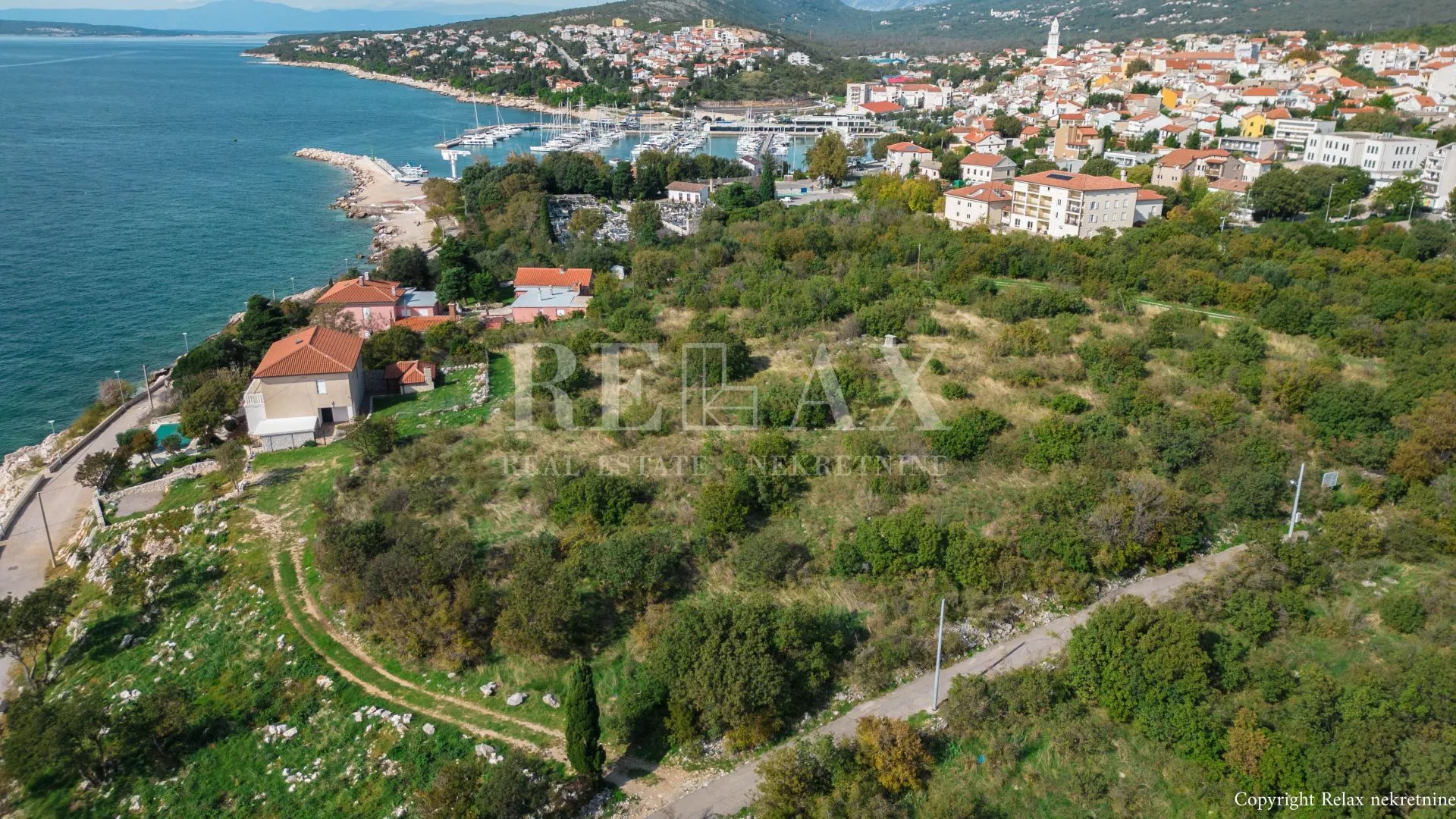 novi vinodolski - zemljište prvi red do mora za gradnju hotela - slika 2