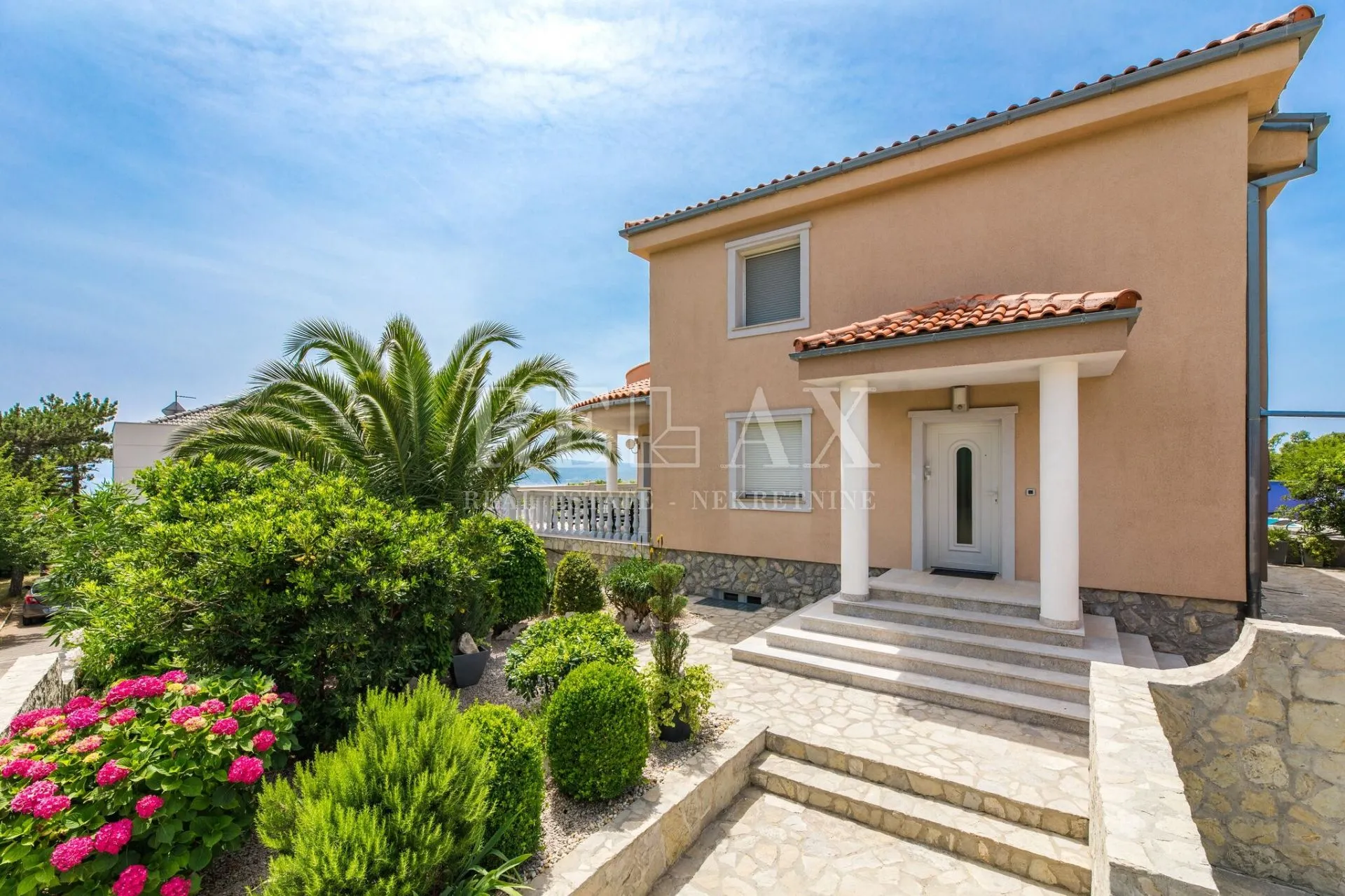 crikvenica - elegantna vila s panoramskim pogledom i bazenom - slika 25