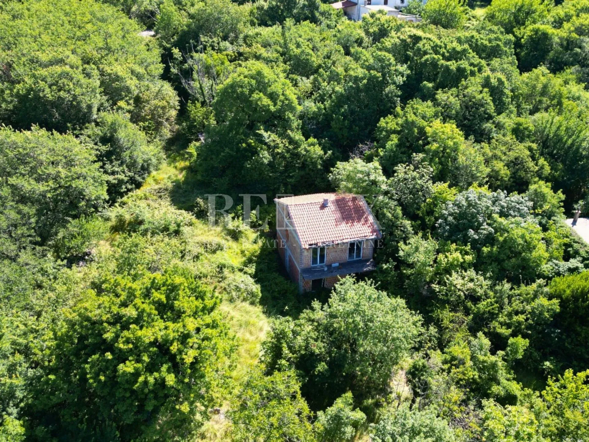 bribir - započeta gradnja s okućnicom - slika 9