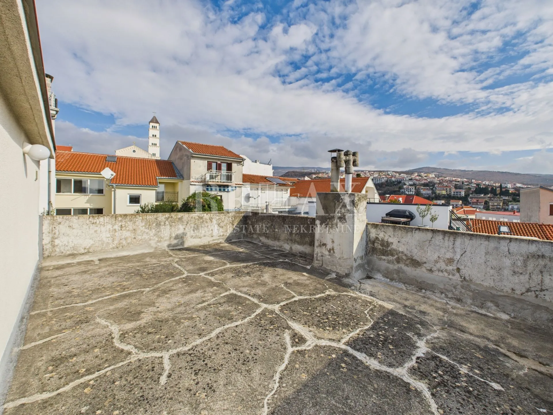 crikvenica - sniženo ! kuća u strogom centru grada - slika 19