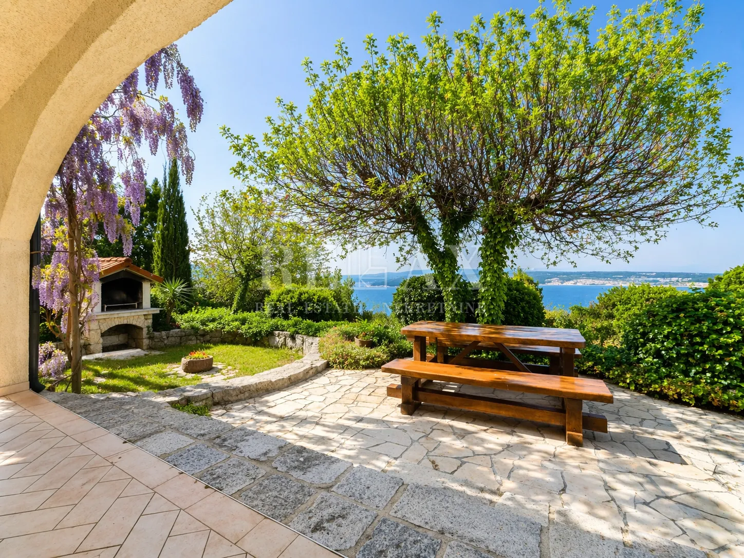 crikvenica - kuća s dvije stambene jedinice i okućnicom - slika 27
