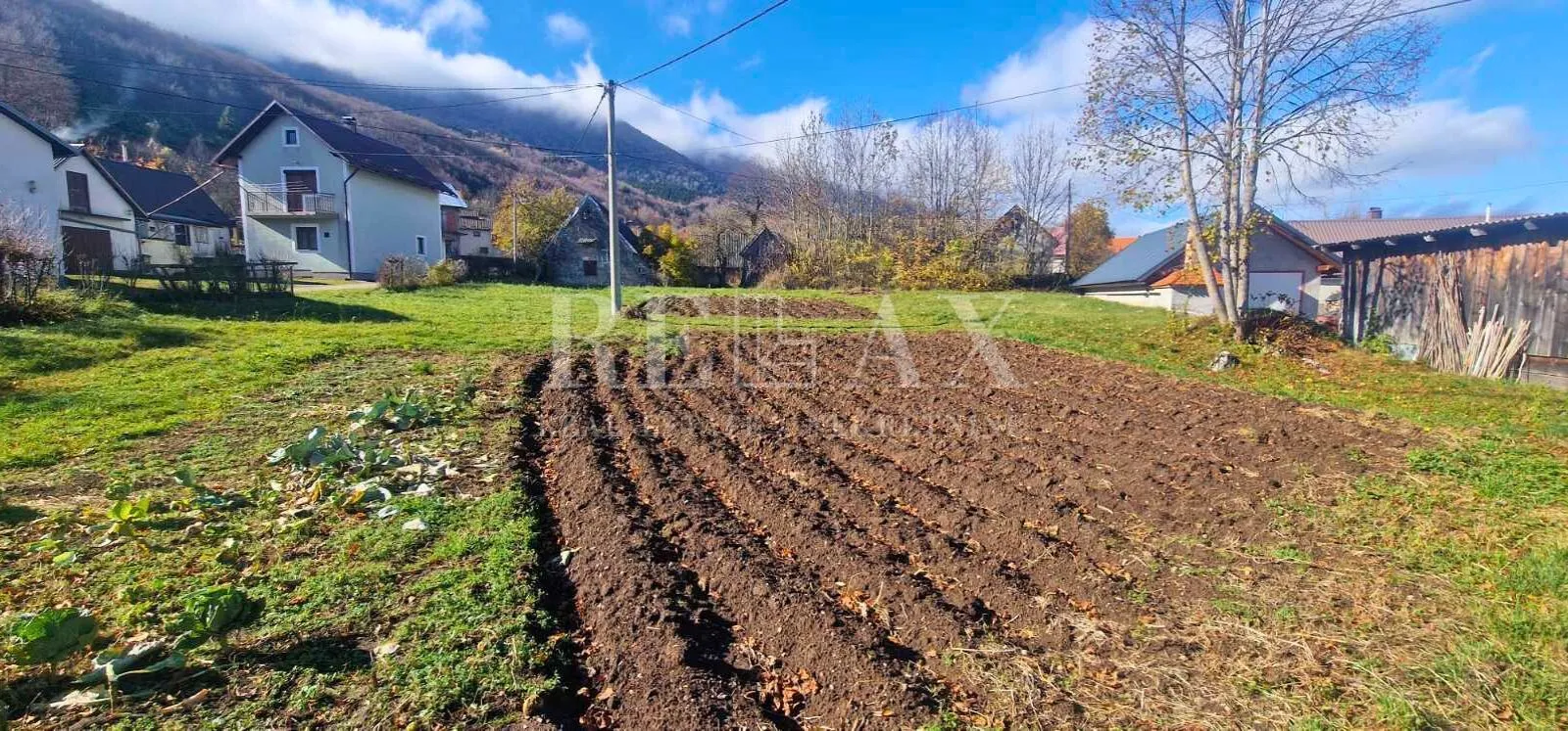 krasno - kuća za adaptaciju sa zemljištem i dva objekta - slika 16