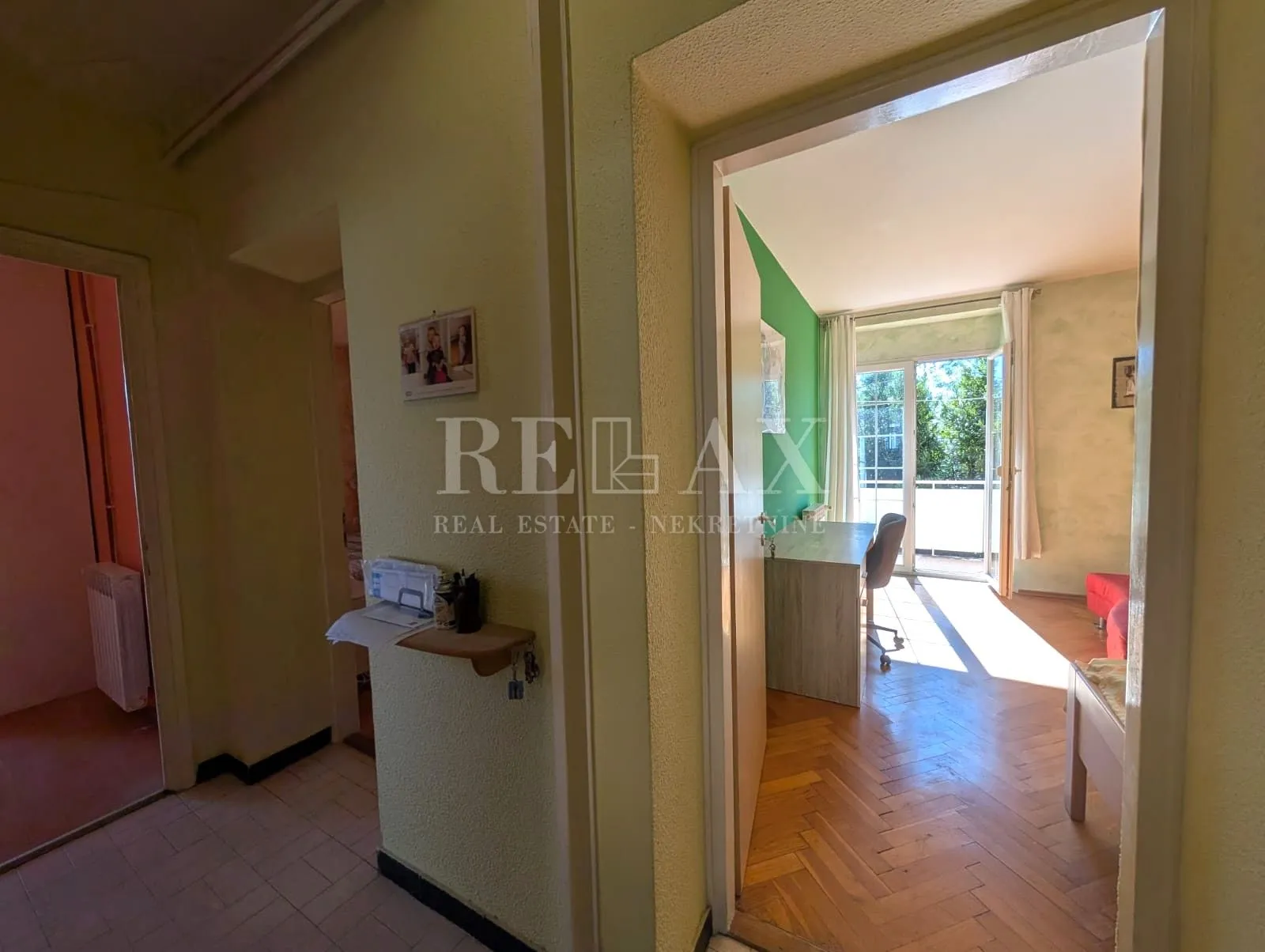 rijeka, turnić – udoban stan 65 m², dva balkona - slika 13