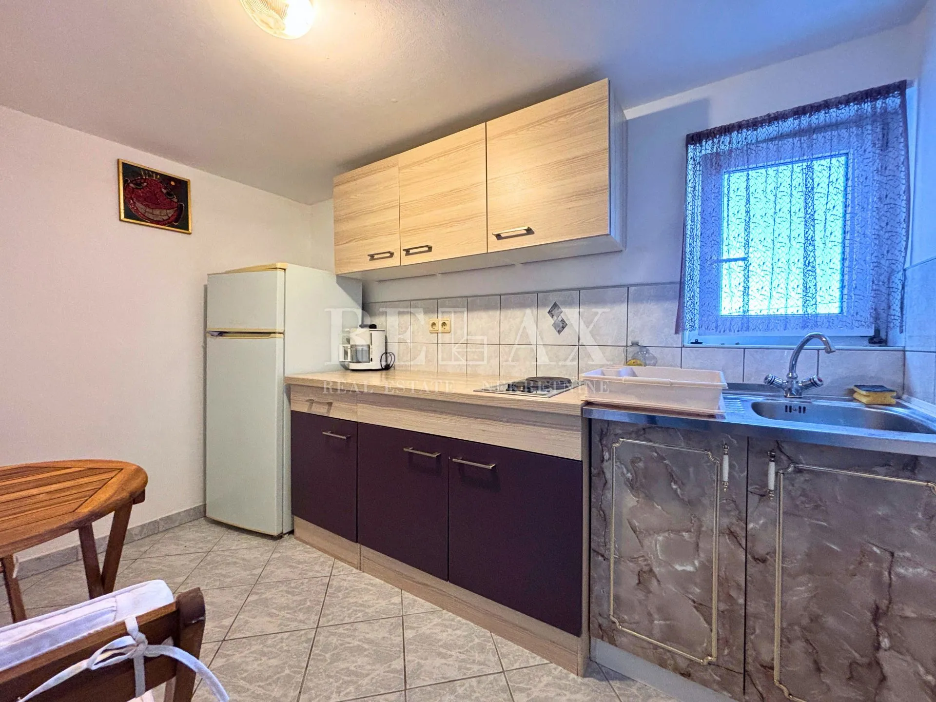 jadranovo - samostojeća kuća s 3 apartmana - slika 15