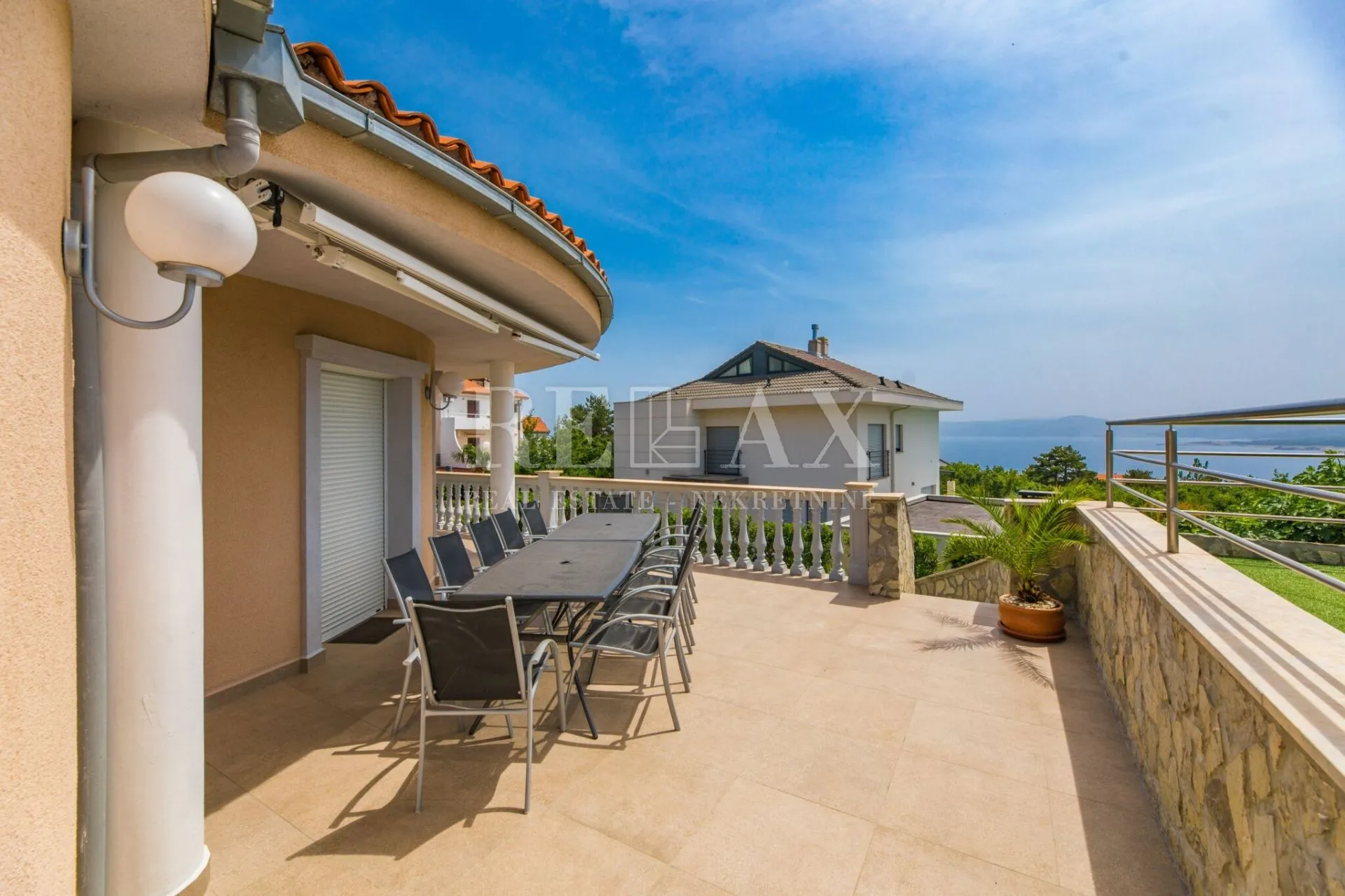 crikvenica - elegantna vila s panoramskim pogledom i bazenom - slika 31
