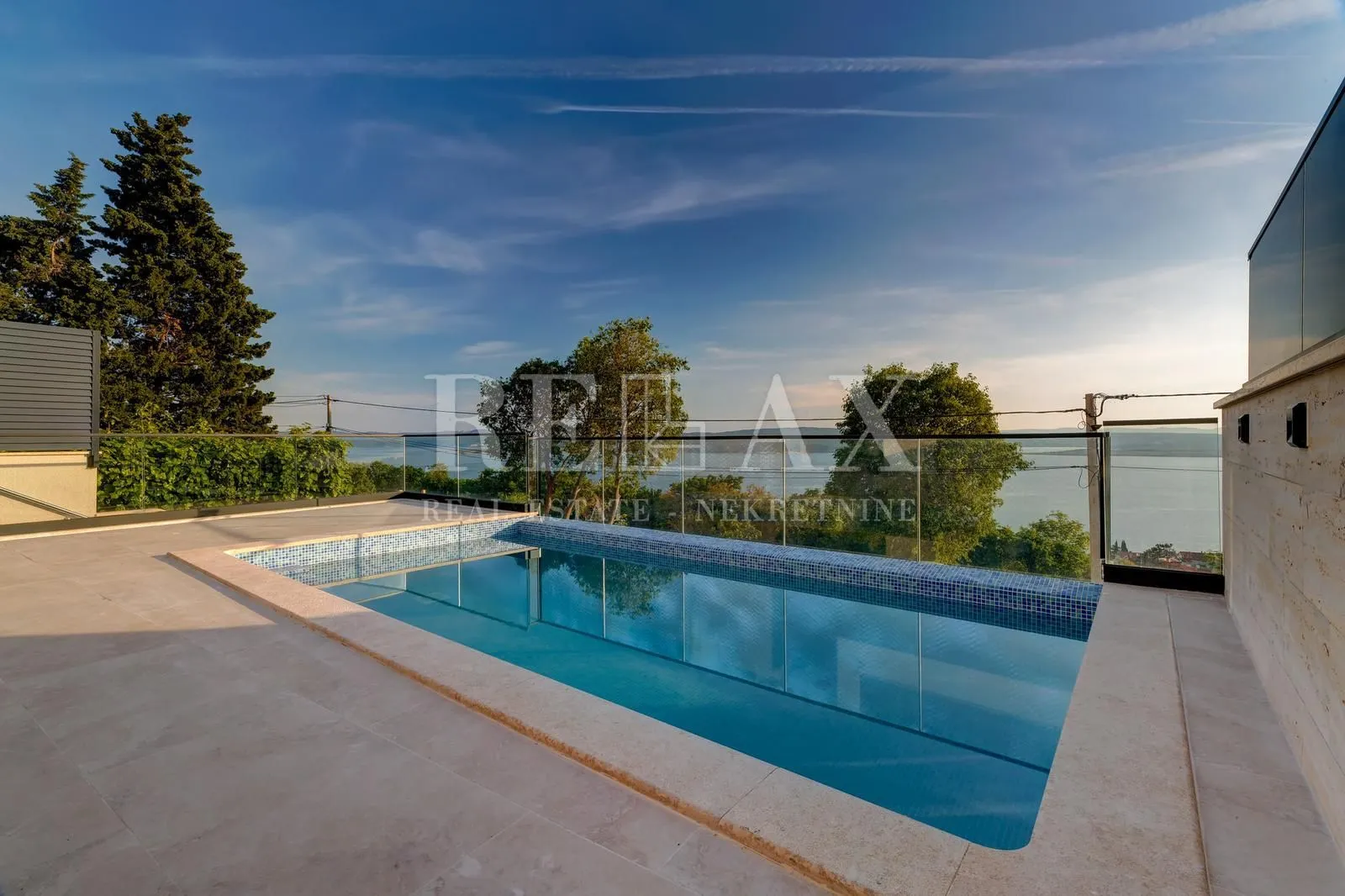 crikvenica, dramalj - vila s bazenom, pogled na more - slika 11