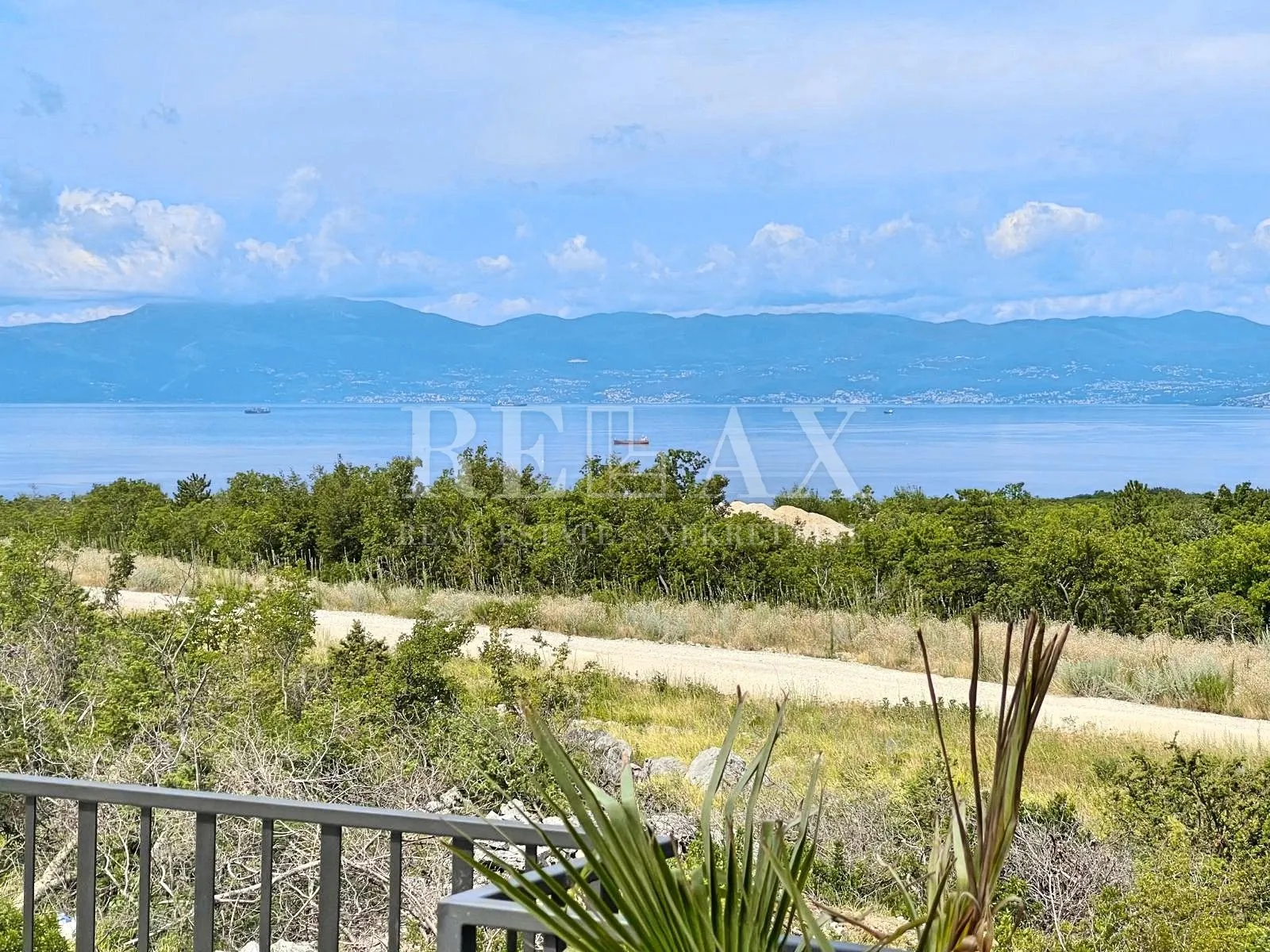 kraljevica, šmrika - villa sa bazenom i pogledom na more - slika 6