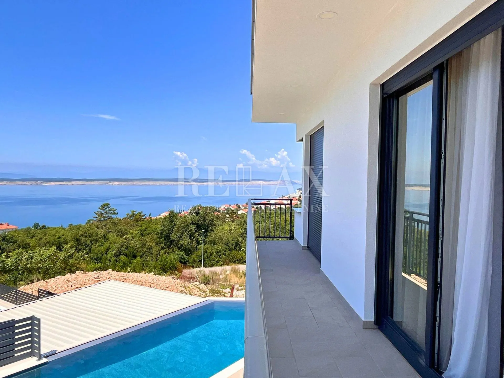 crikvenica - luksuzna vila s bazenom - slika 31