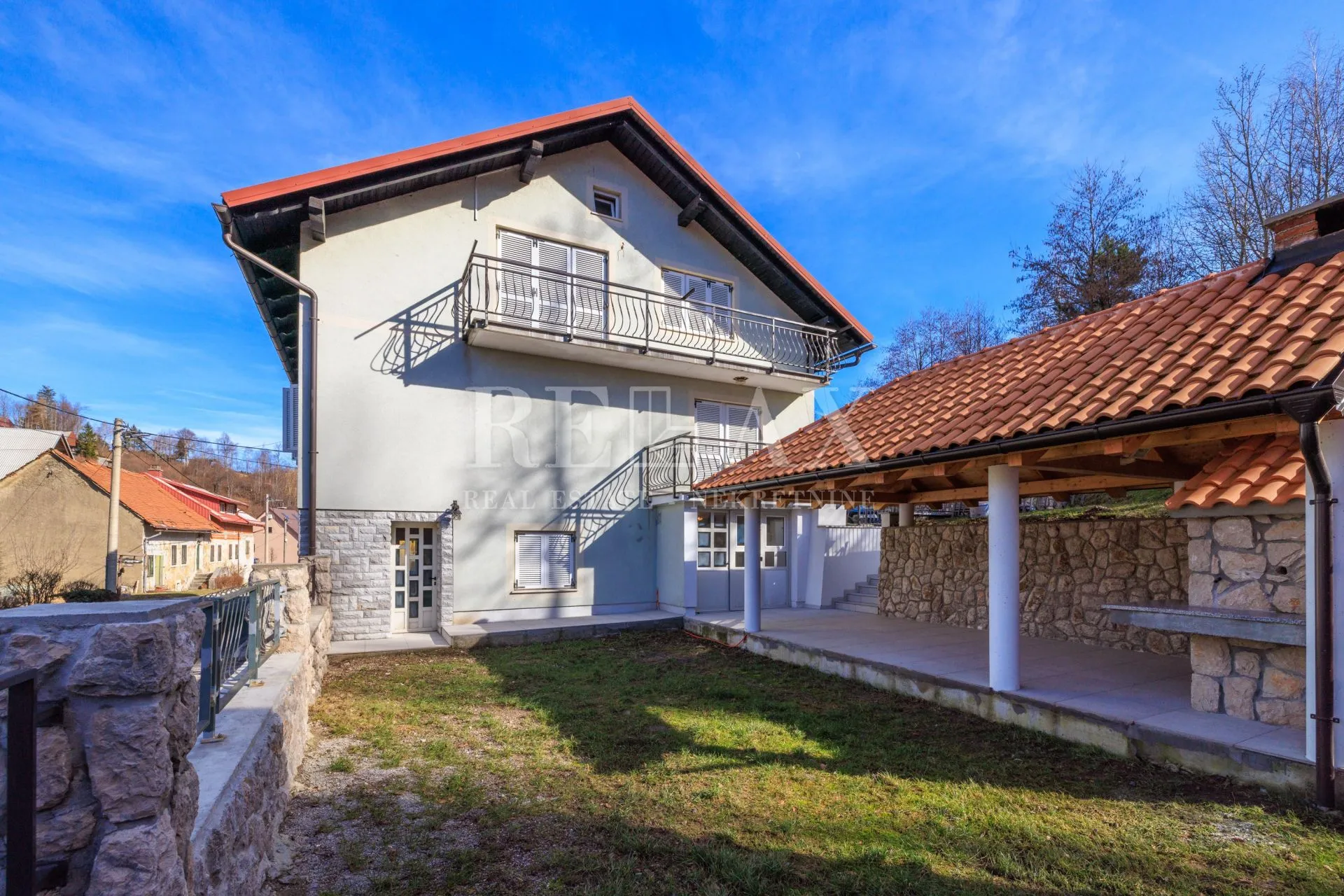 fužine - kuća sa 4 apartmana u blizini jezera - slika 14