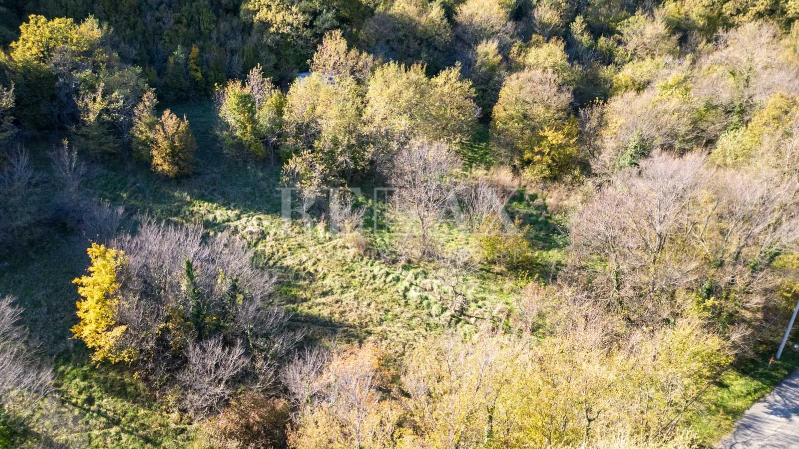 bribir - zemljište pravilnog oblika u mirnom okruženju - slika 10