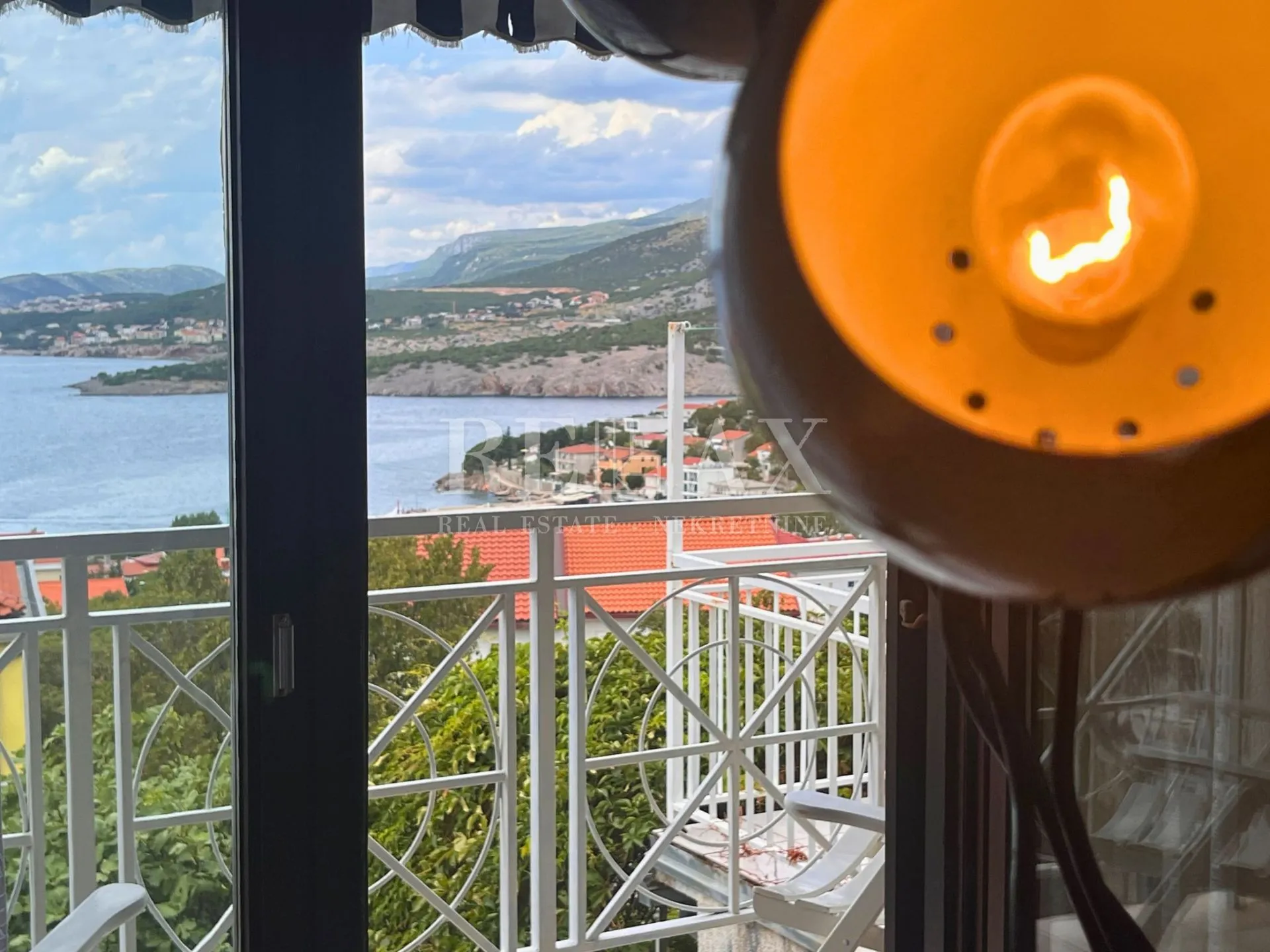 klenovica - stan s predivnim pogledom na more - slika 11