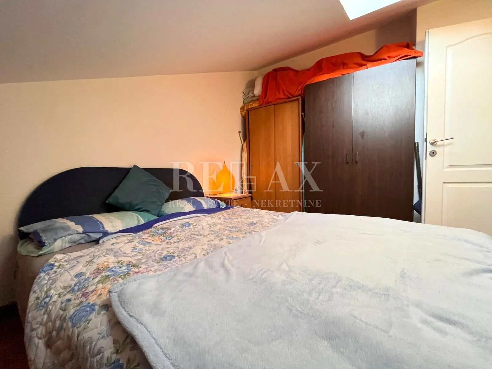 crikvenica - stan u zgradi s liftom - slika 9
