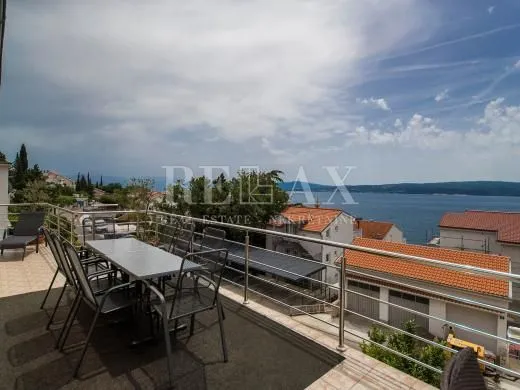crikvenica,dramalj - kuća sa 7 apartmana - slika 3